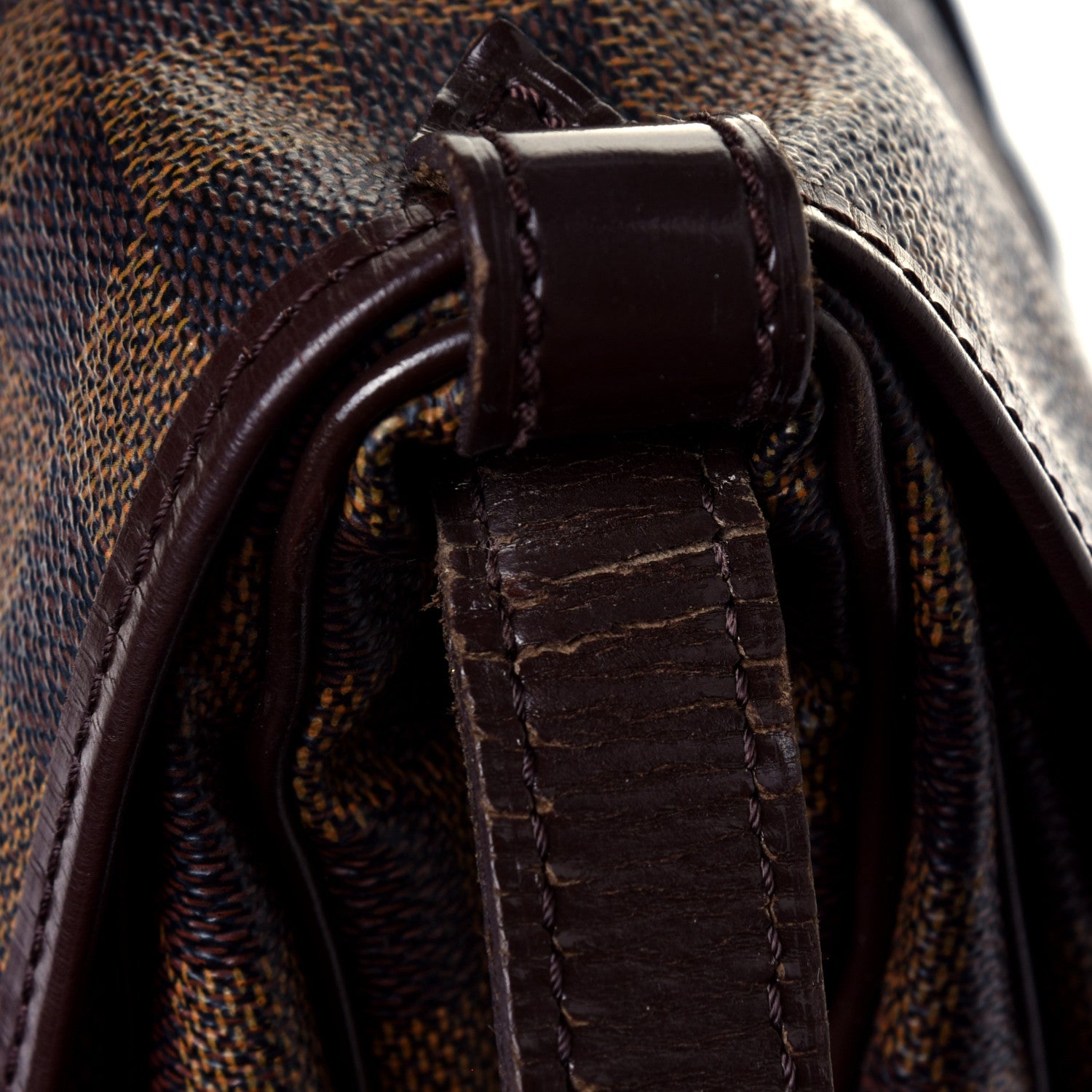 Louis Vuitton Damier Ebene Saumur 30 7 of 11