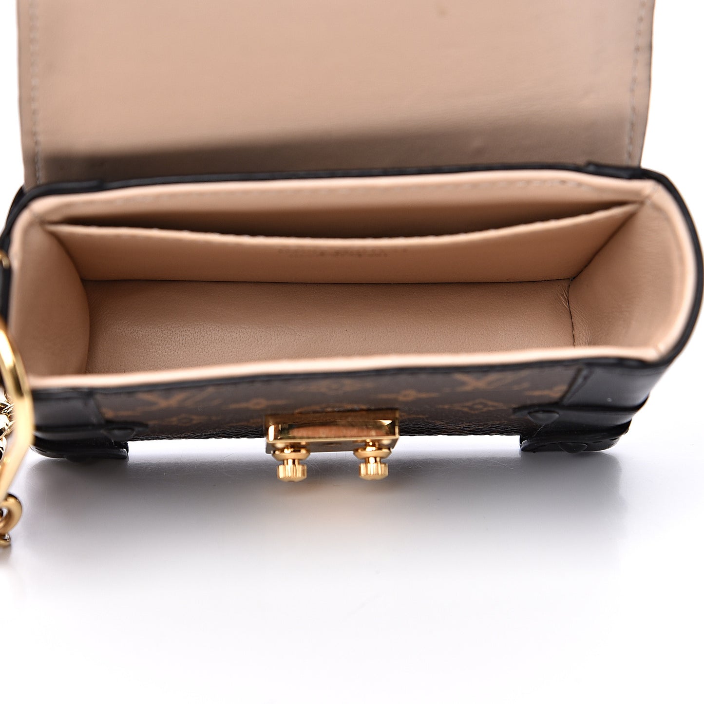 Monogram Essential Trunk Black