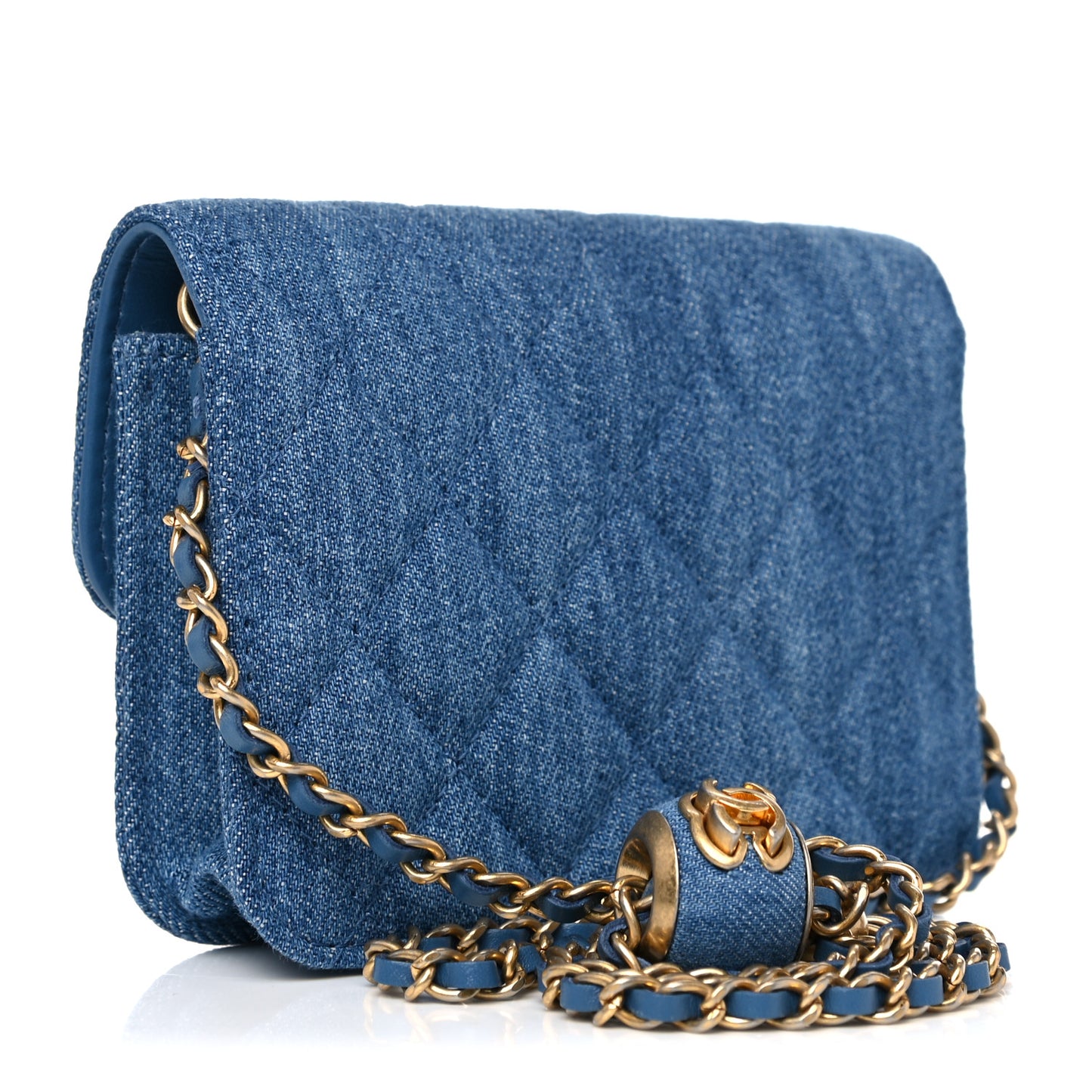 Denim Quilted CC Pearl Crush Clutch With Chain Blue