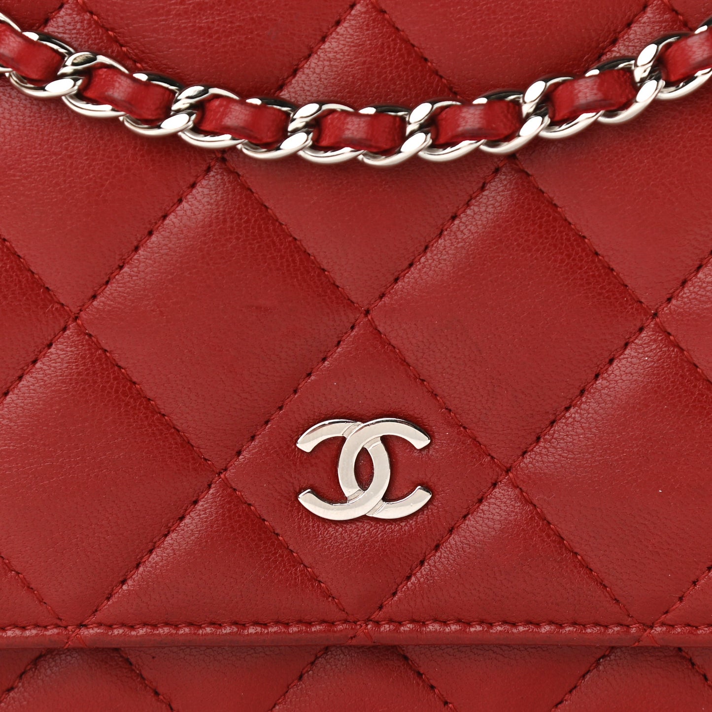 Lambskin Quilted Wallet On Chain WOC Red
