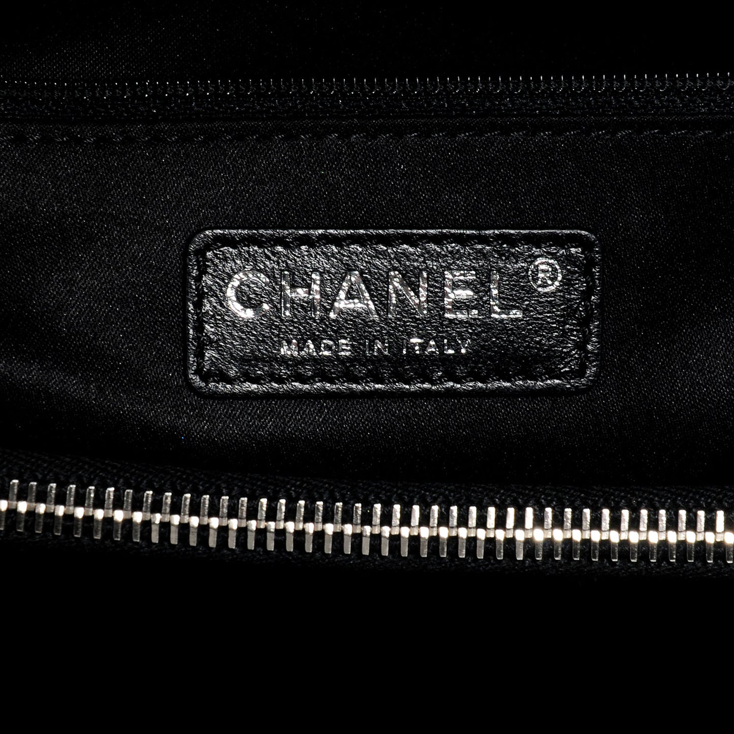 Caviar Grand Shopping Tote GST Black