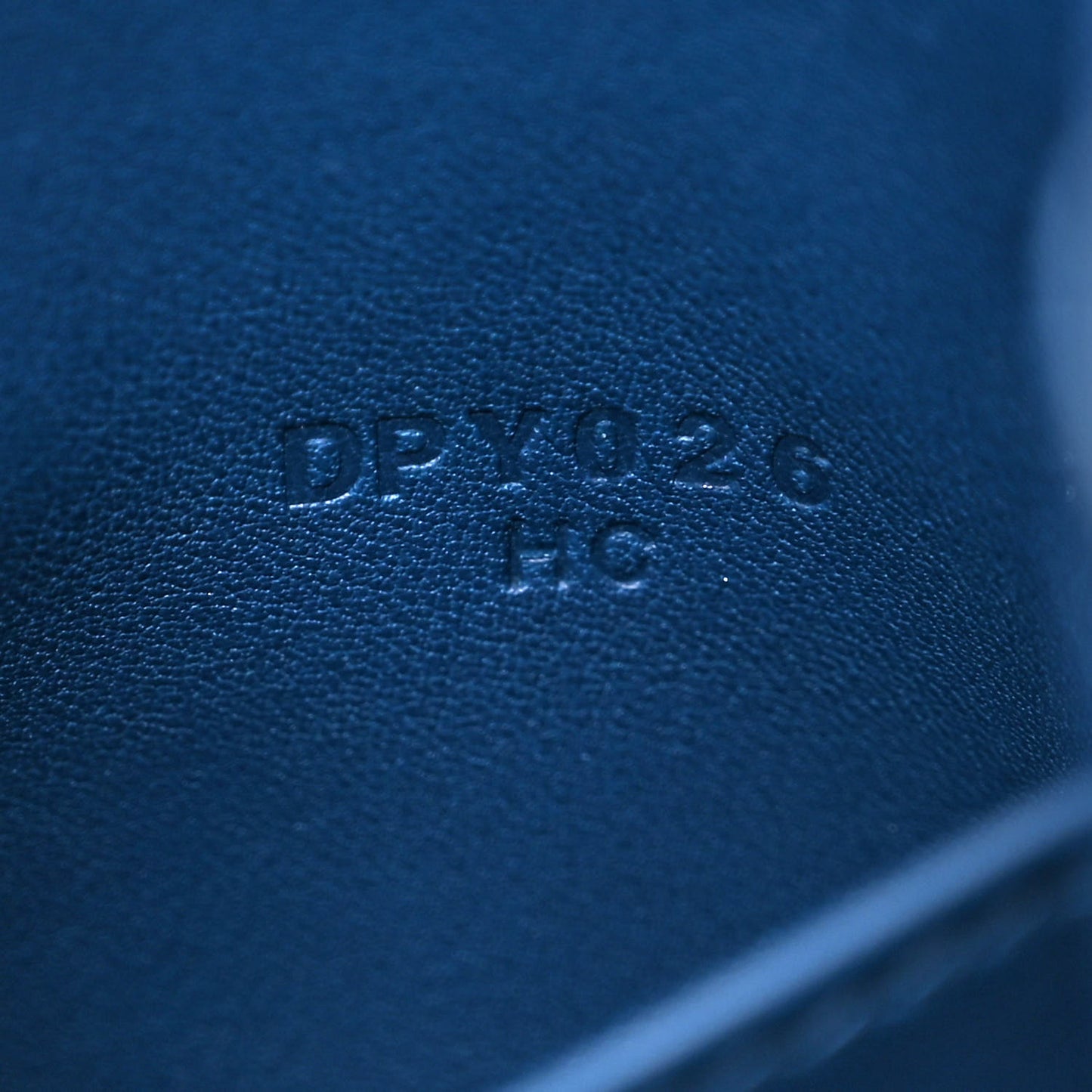 Taurillon Clemence Mini Lindy 20 Deep Bleu