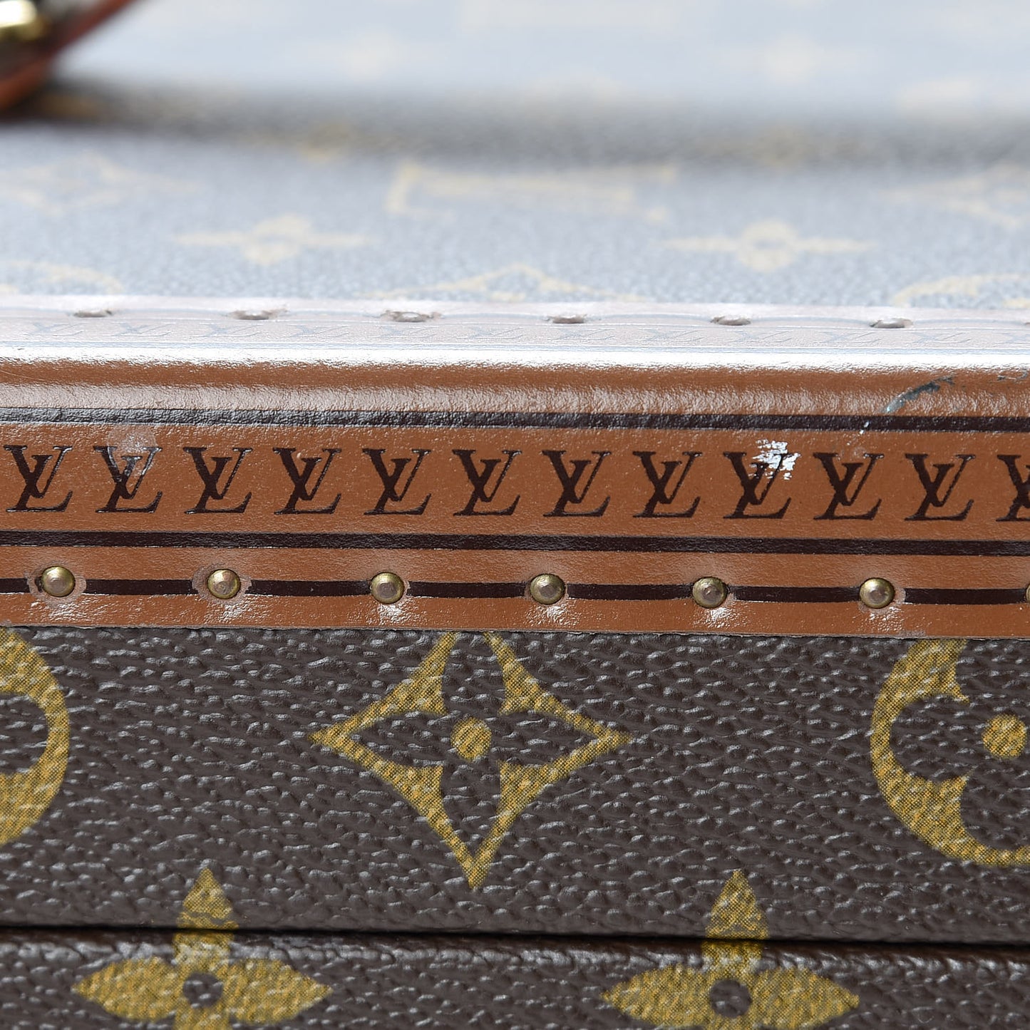 Monogram Boite Flacons Beauty Train Trunk Case