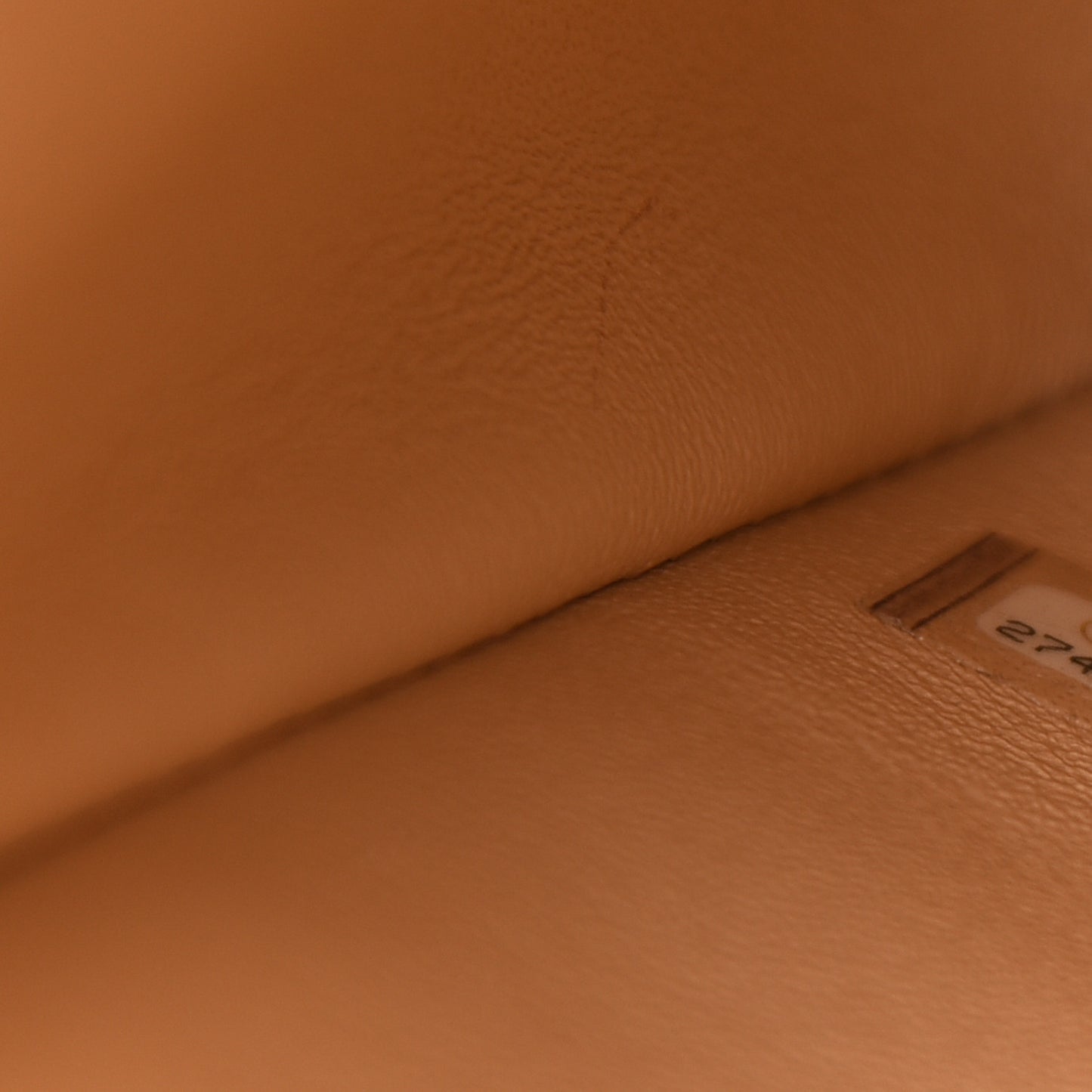 Caviar Quilted Jumbo Double Flap Beige Clair