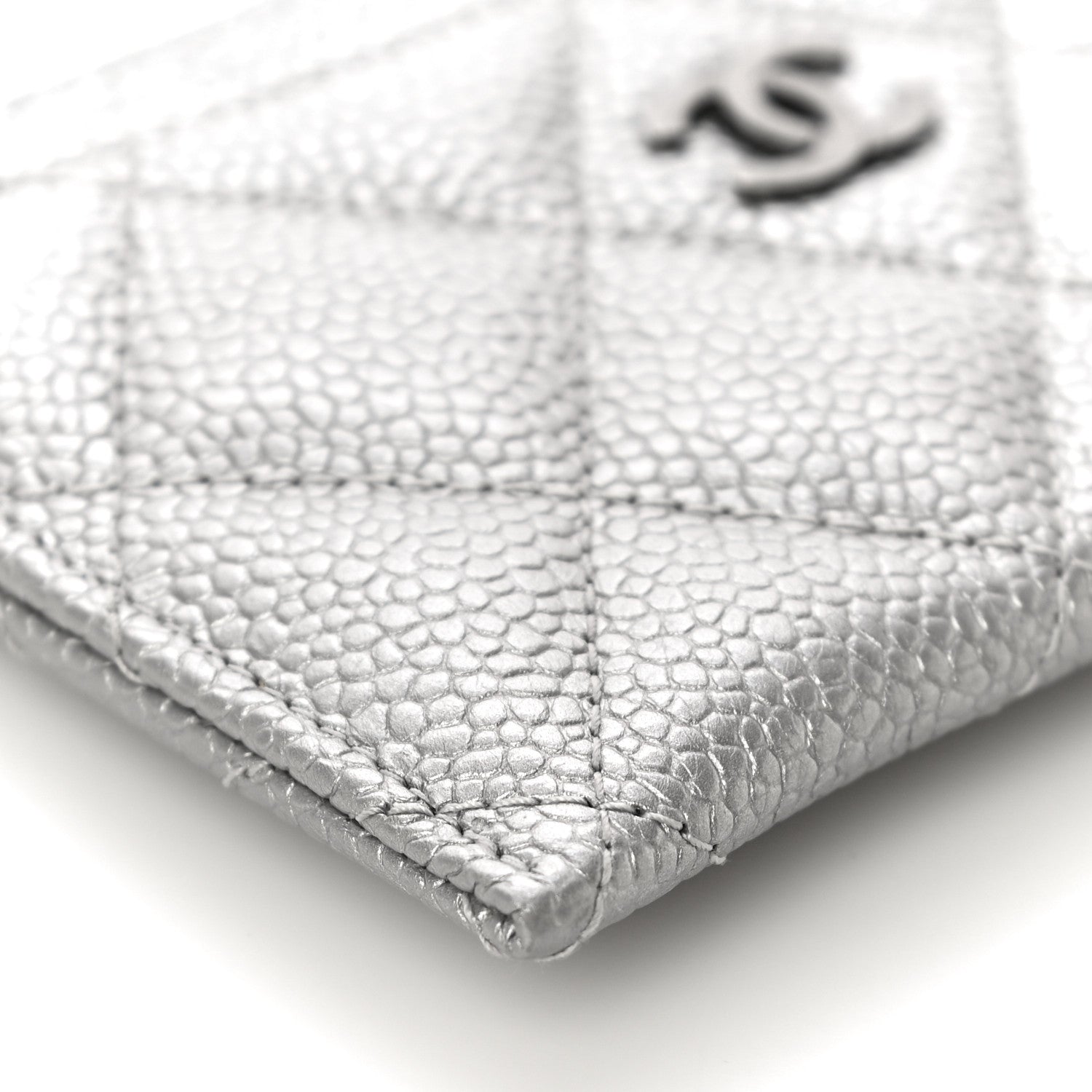 Chanel Metallic Caviar Quilted Card Holder Silver 10 of 11