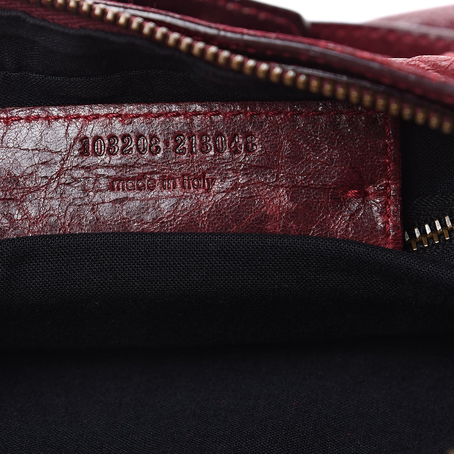 Chevre Classic Hardware First Rouge Grenat