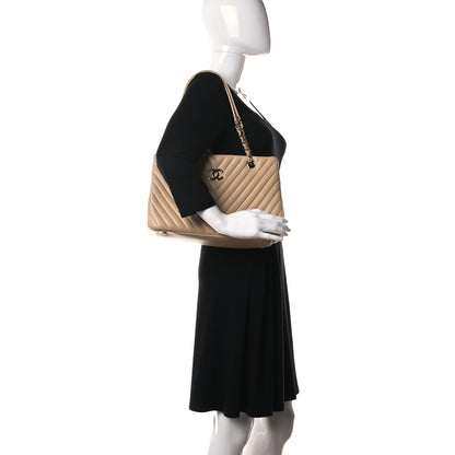 Chanel Lambskin Surpique Chevron Large Tote Beige 2 of 20