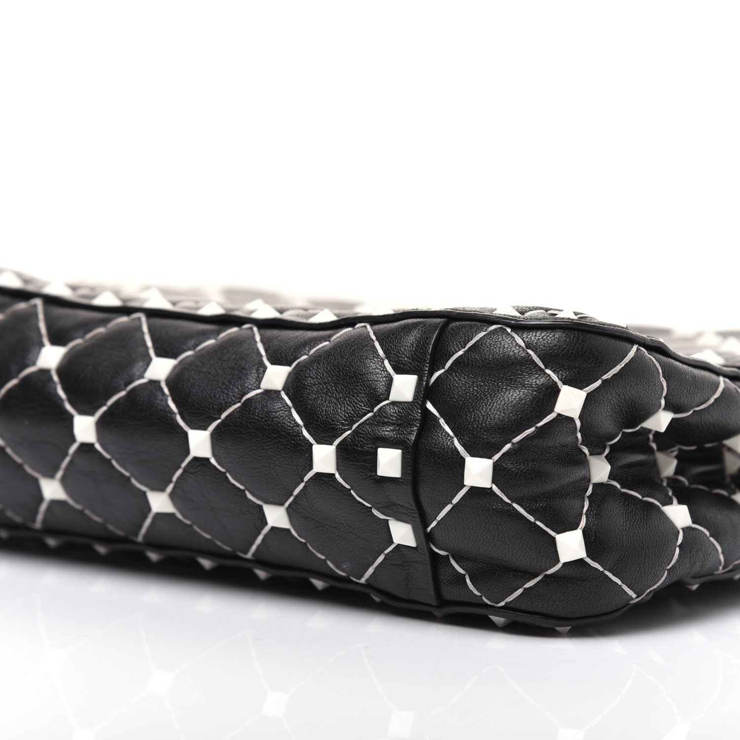 Valentino Garavani Lambskin Medium Free Rockstud Spike Shoulder Bag Black 8 of 23