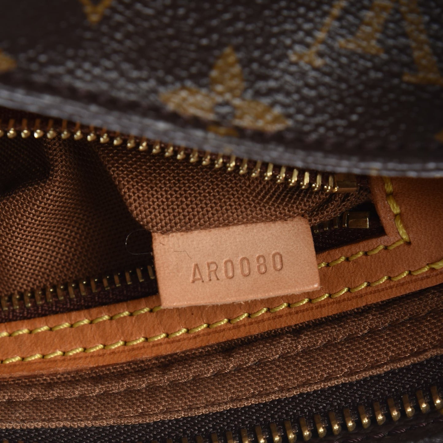 Monogram Trotteur