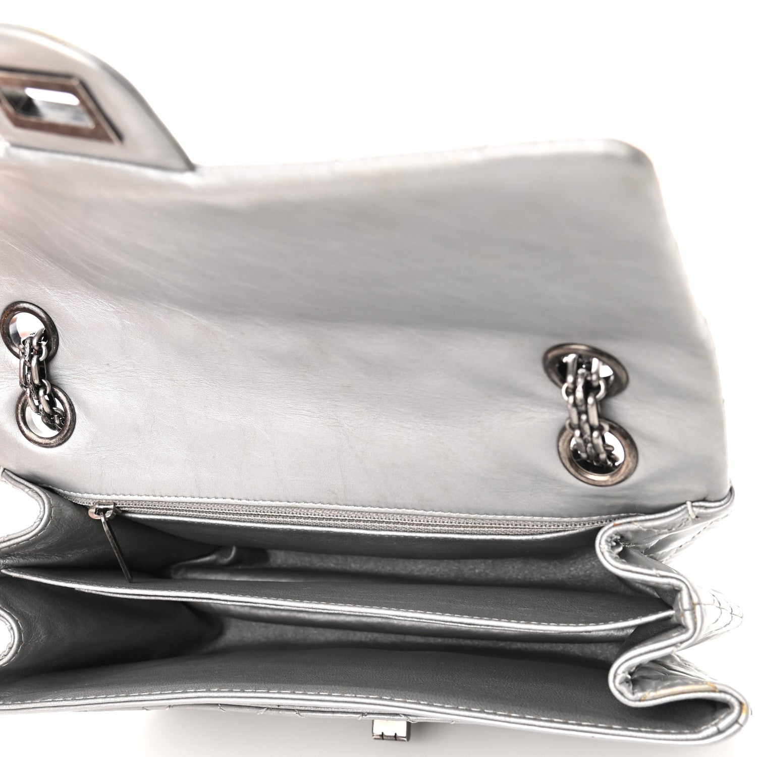 Chanel Metallic Aged Calfskin 2.55 Reissue 225 Flap Silver 5 of 13