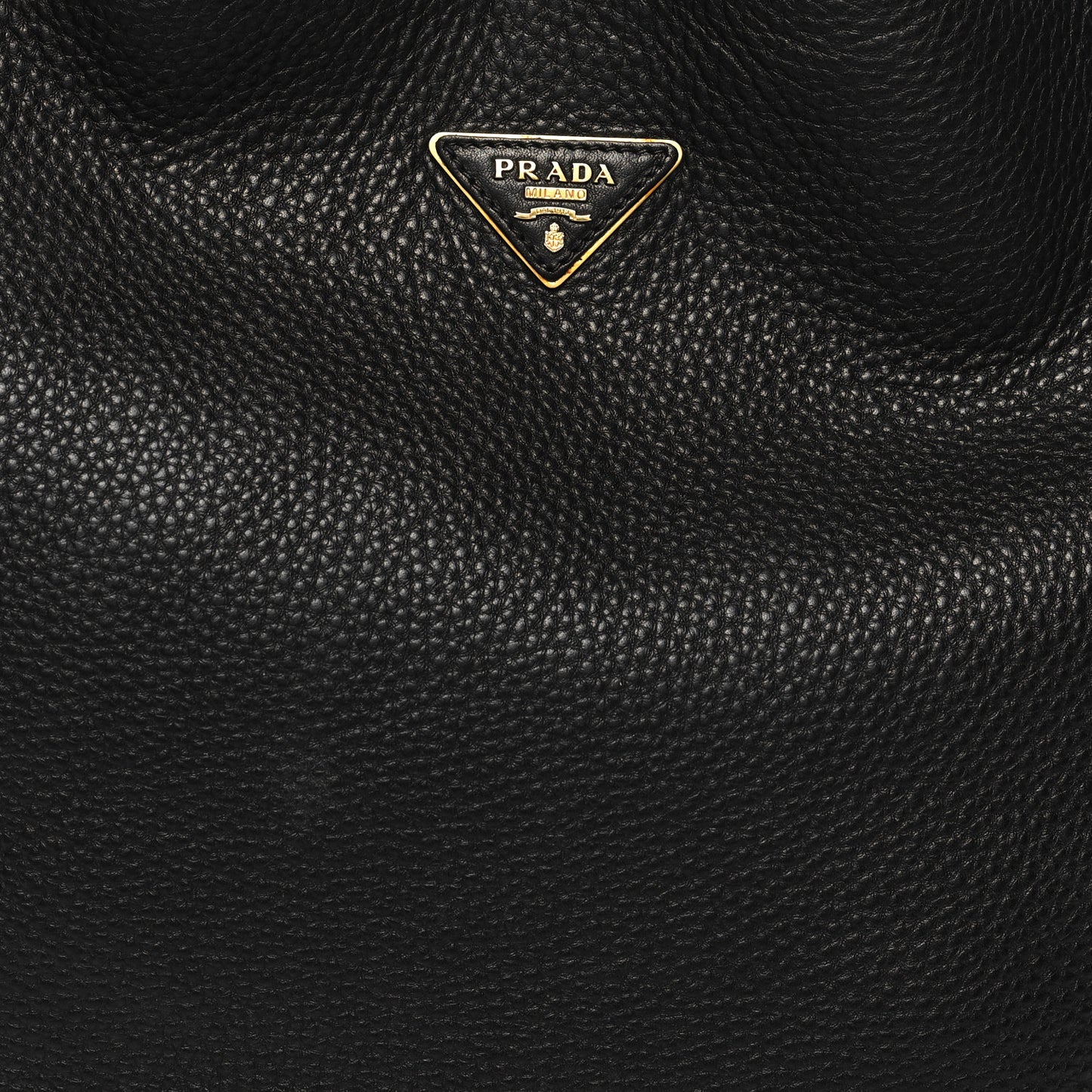 Vitello Daino Hobo Black