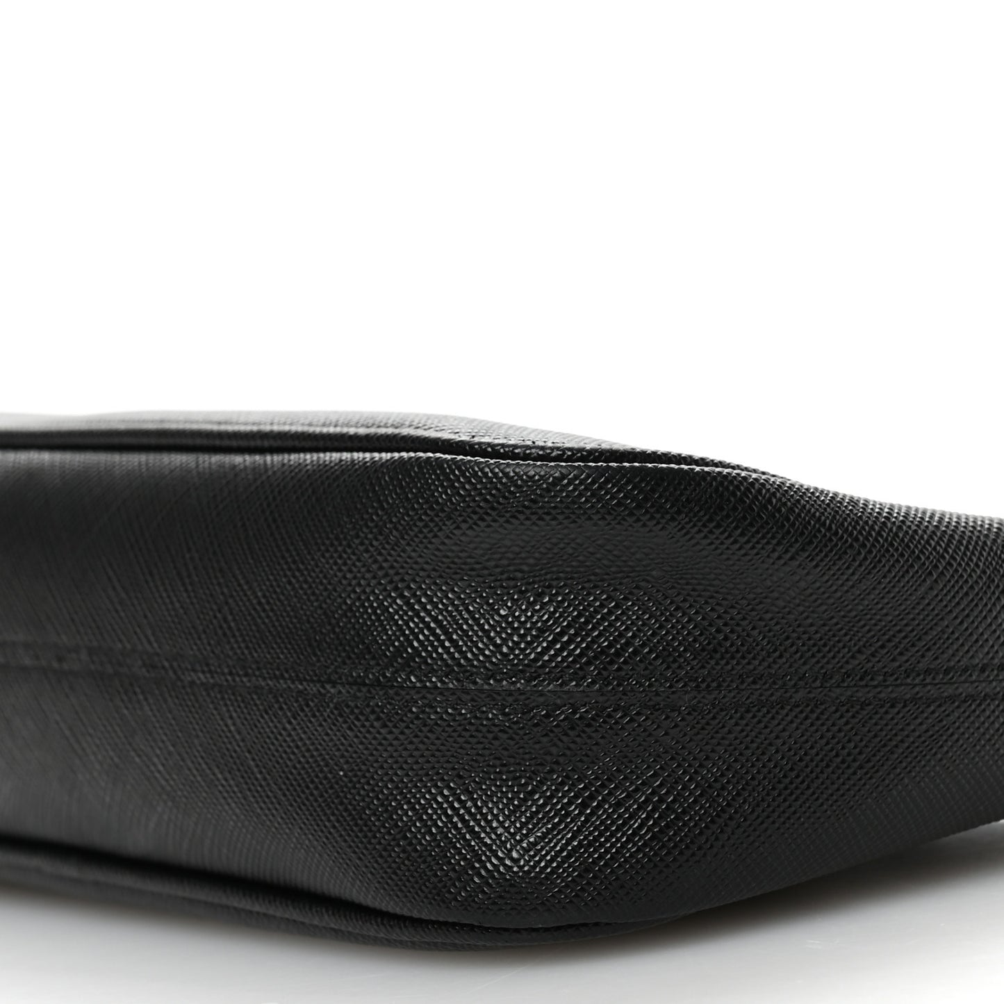 Saffiano Lux Re-Edition 2005 Shoulder Bag Black