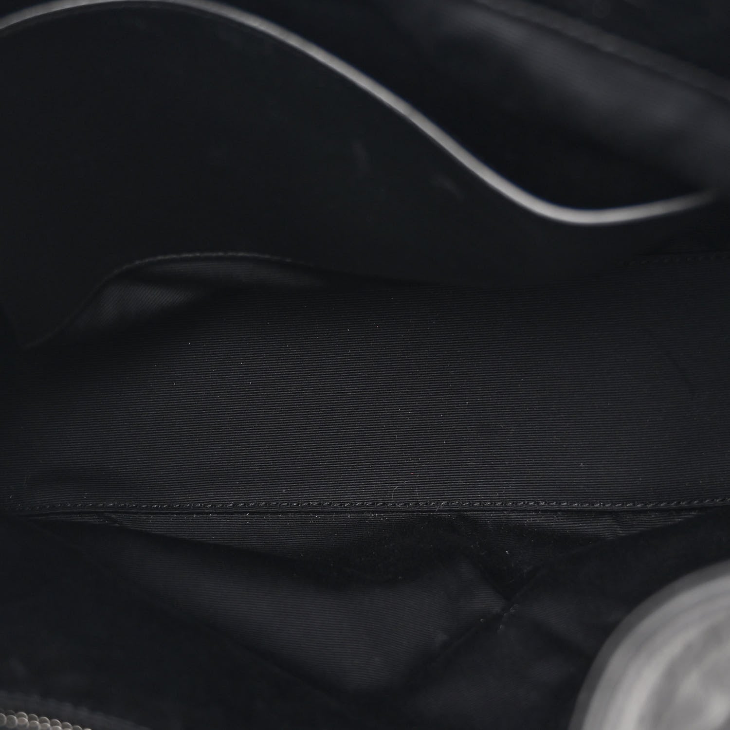 Saint Laurent Crinkled Calfskin Matelasse Monogram Medium Niki Shopper Tote Black 5 of 11