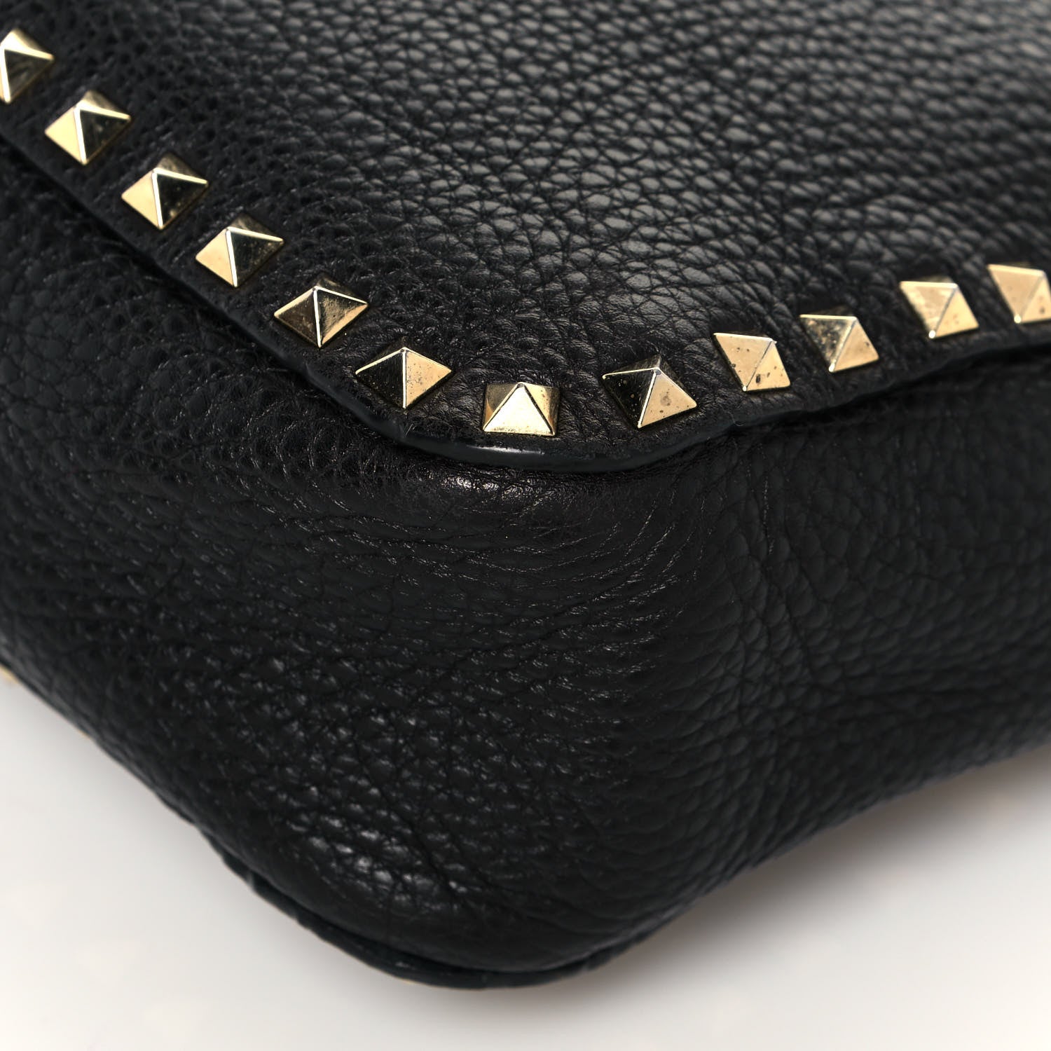 Valentino Garavani Pebbled Calfskin Large Rockstud Flip-Lock Messenger Bag Black 12 of 18