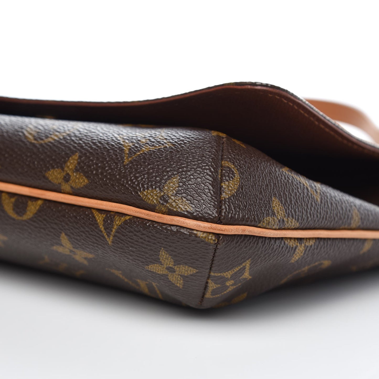 Monogram Musette Tango