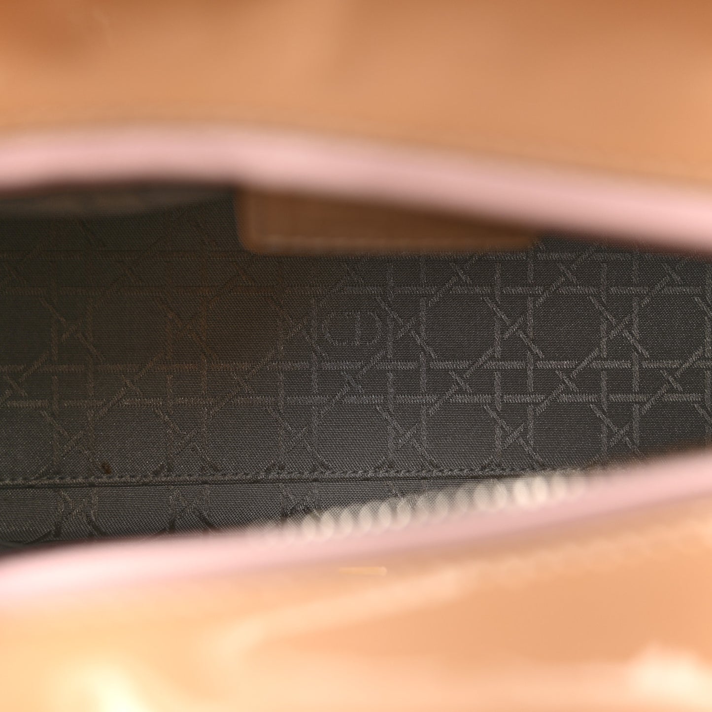 Patent Cannage Medium Lady Dior Beige