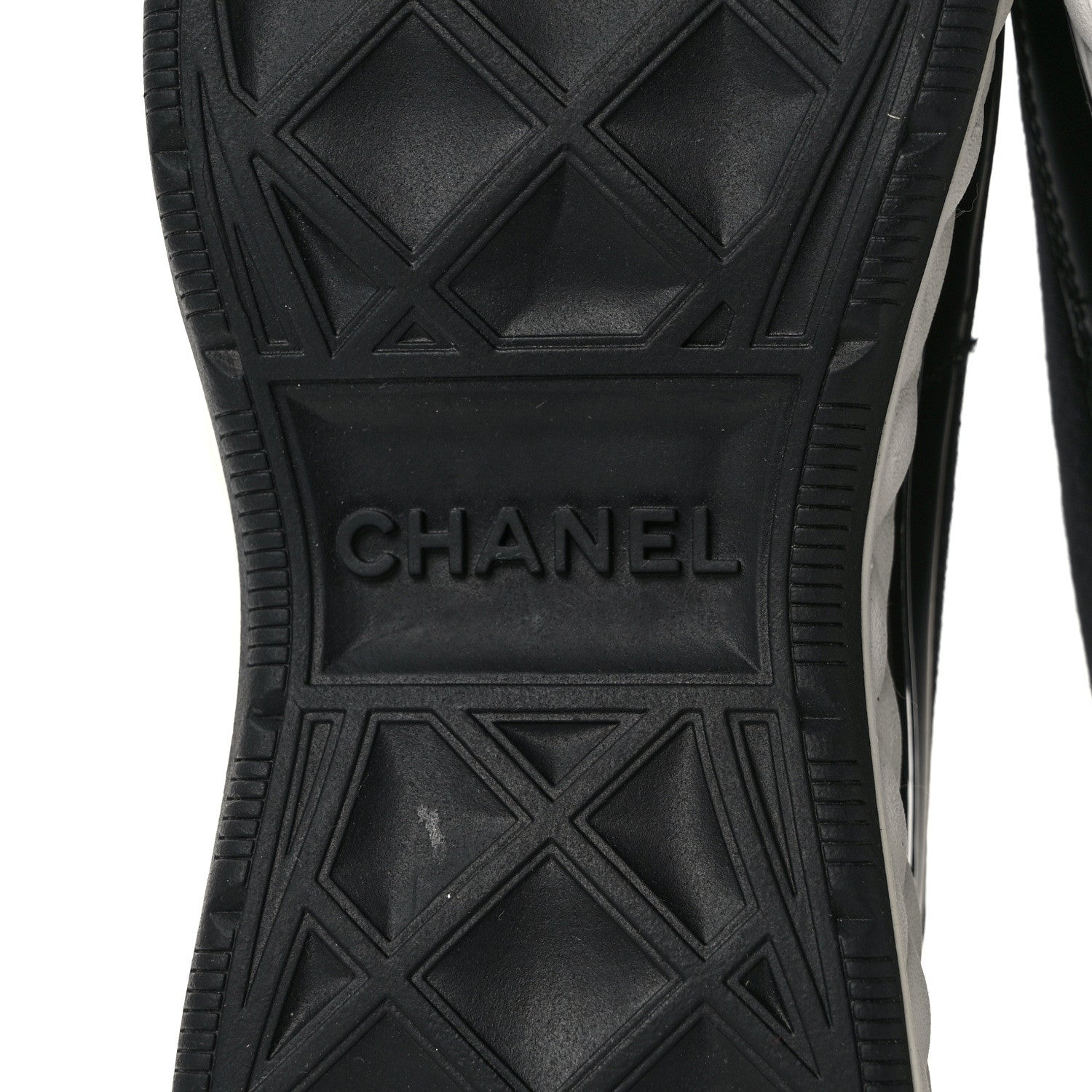 Chanel Velvet Calfskin Mixed Fibers CC Sneakers 37 Black 8 of 10