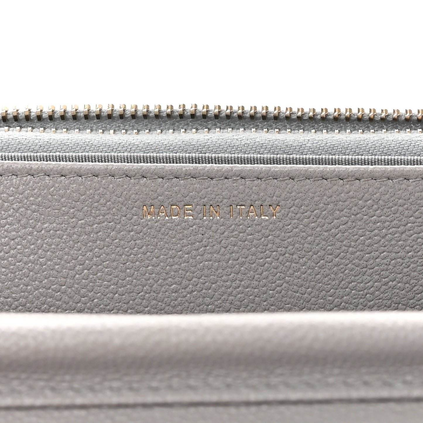 Caviar Quilted Golden Class Wallet On Chain WOC Gray