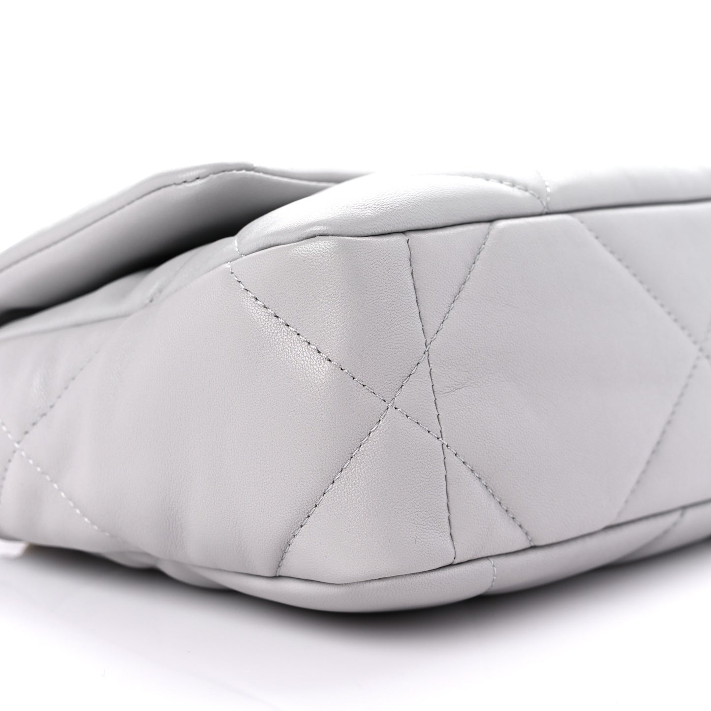 Lambskin Quilted Medium Chanel 19 Flap Grey