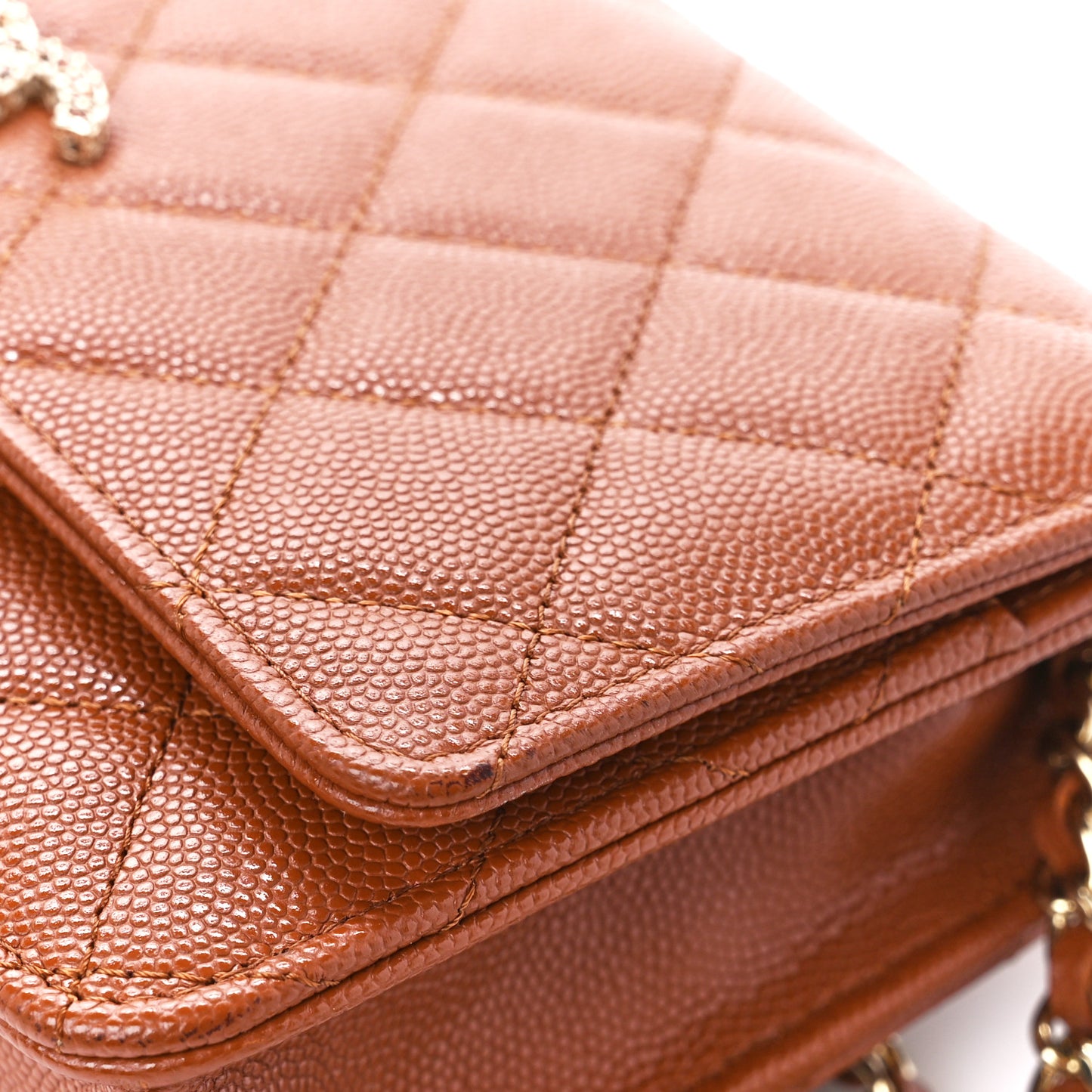 Shiny Caviar Quilted Strass Wallet On Chain WOC Light Brown