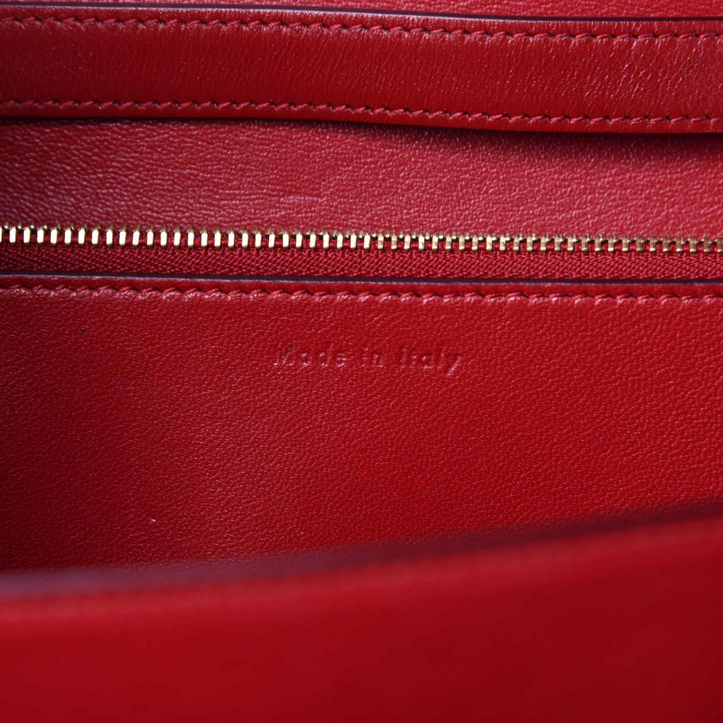 Box Calfskin Classic Box Flap Bag Red