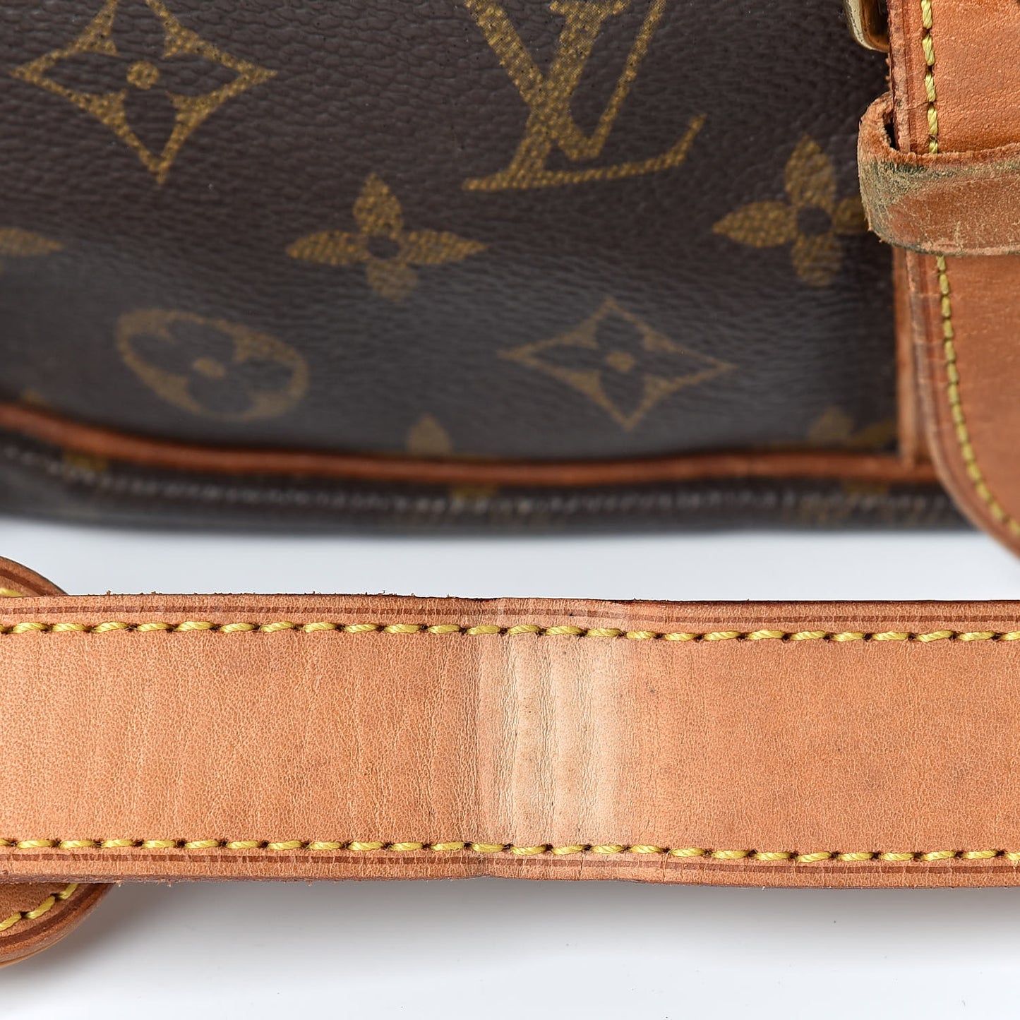 Monogram Saumur 35