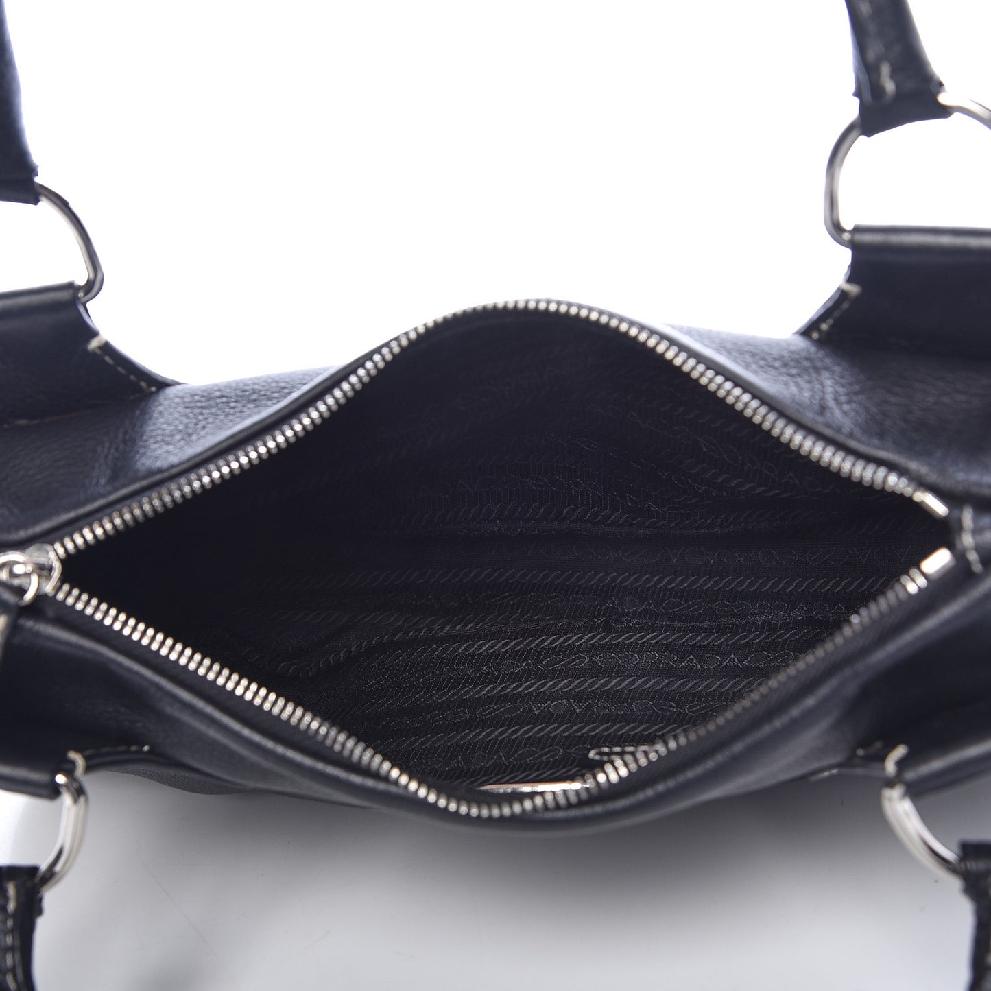 Vitello Daino Box Shoulder Bag Black