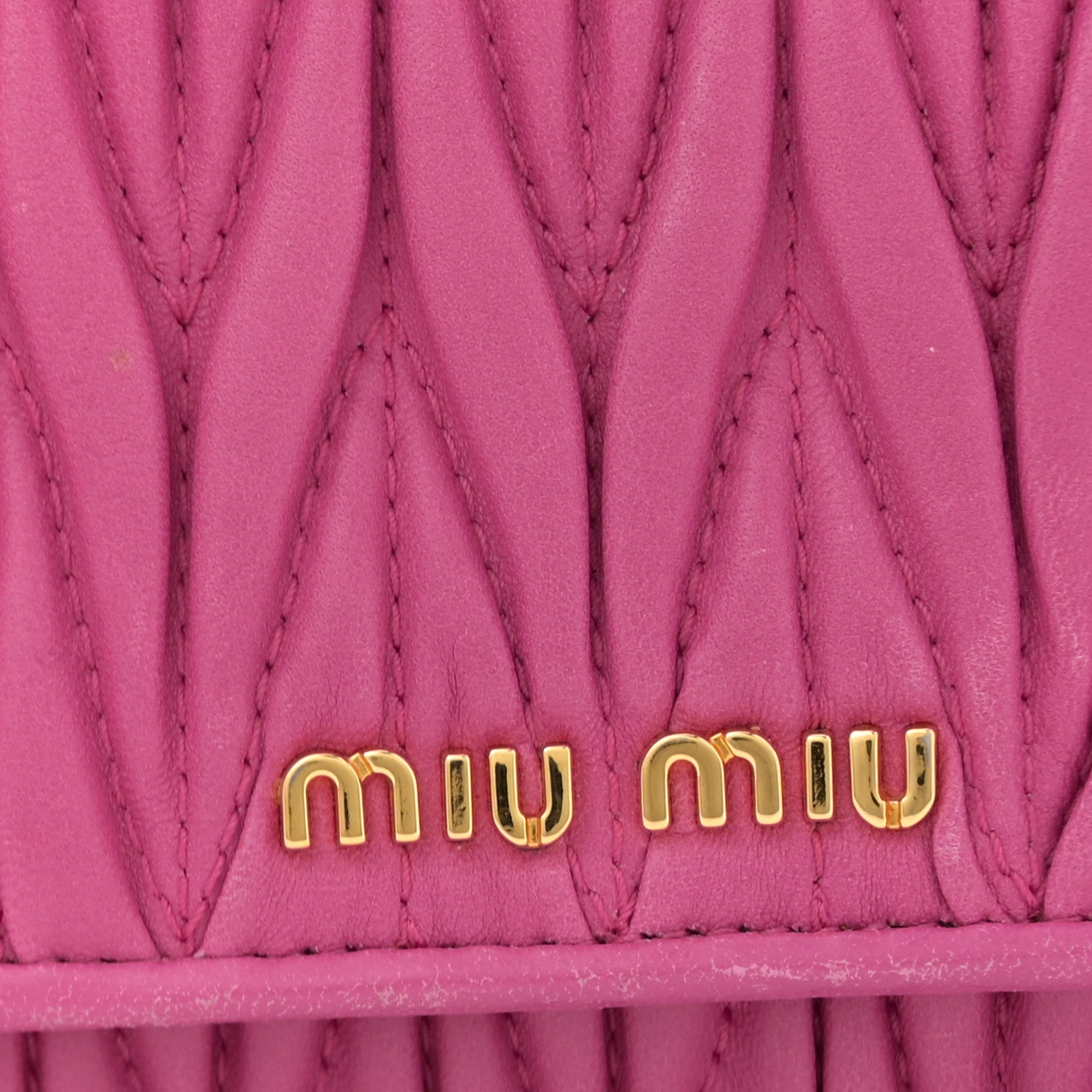 Miu Miu Nappa Matelasse Wallet On Chain Fuxia 10 of 10