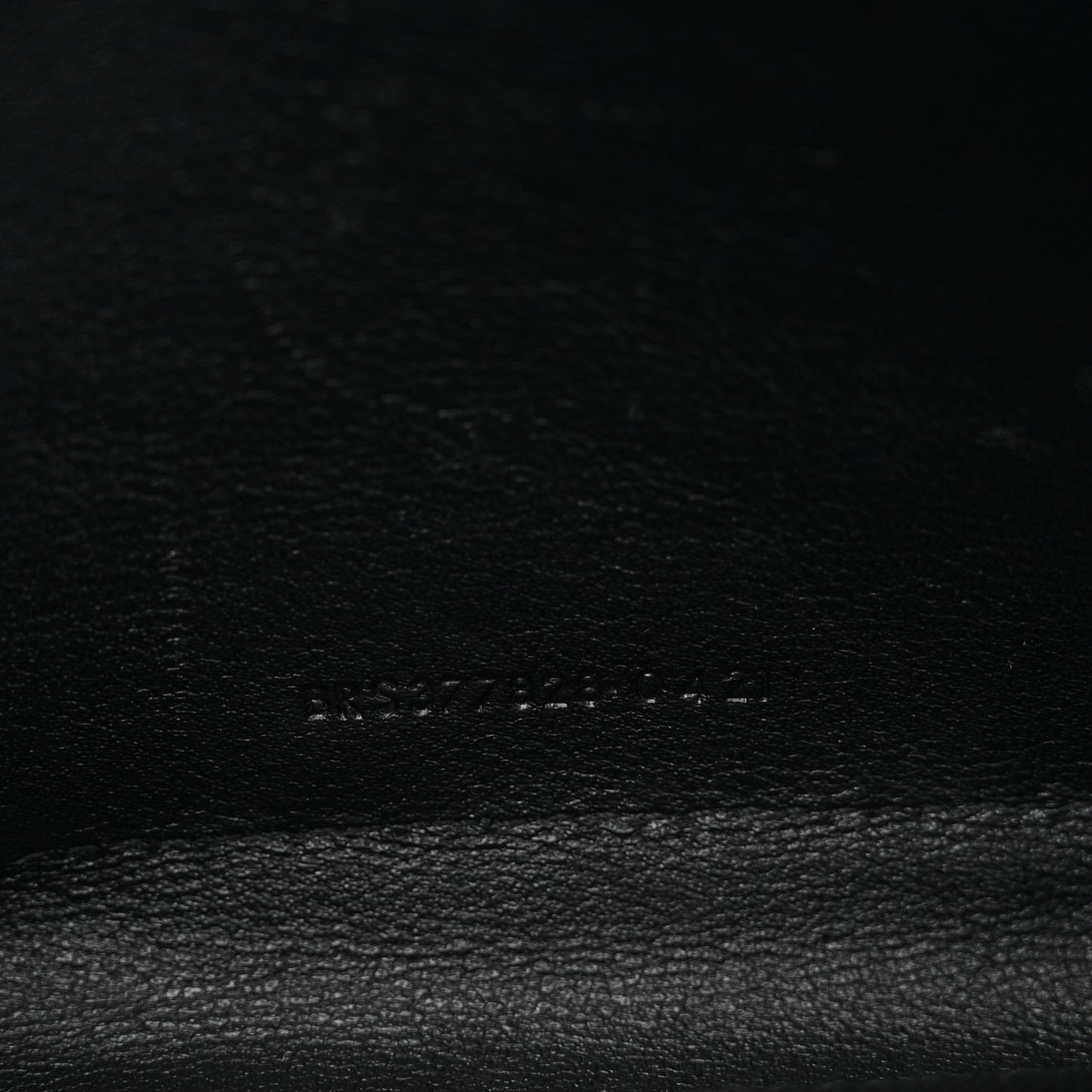 Grain De Poudre Matelasse Chevron Monogram Chain Wallet Black