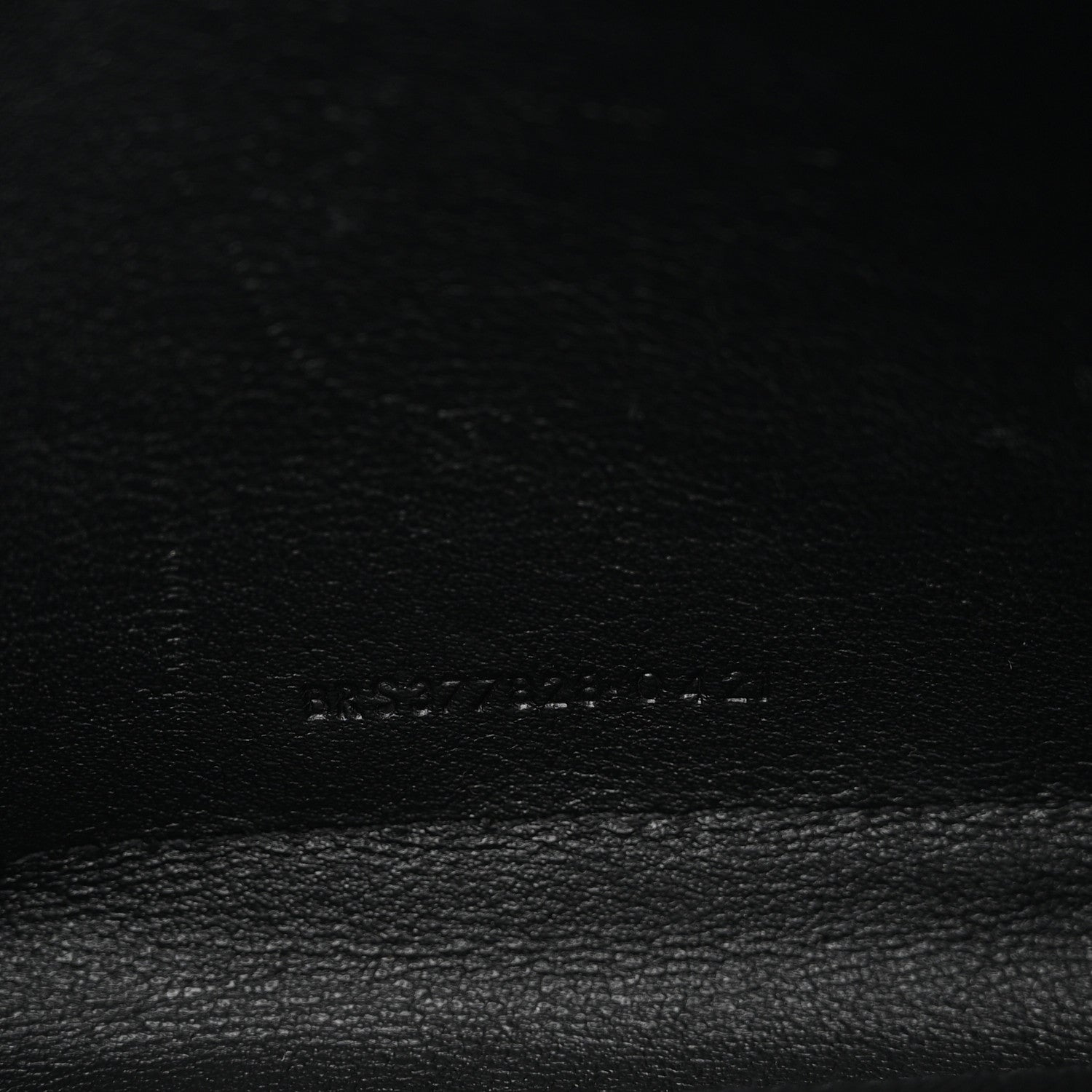 Saint Laurent Grain De Poudre Matelasse Chevron Monogram Chain Wallet Black 7 of 11