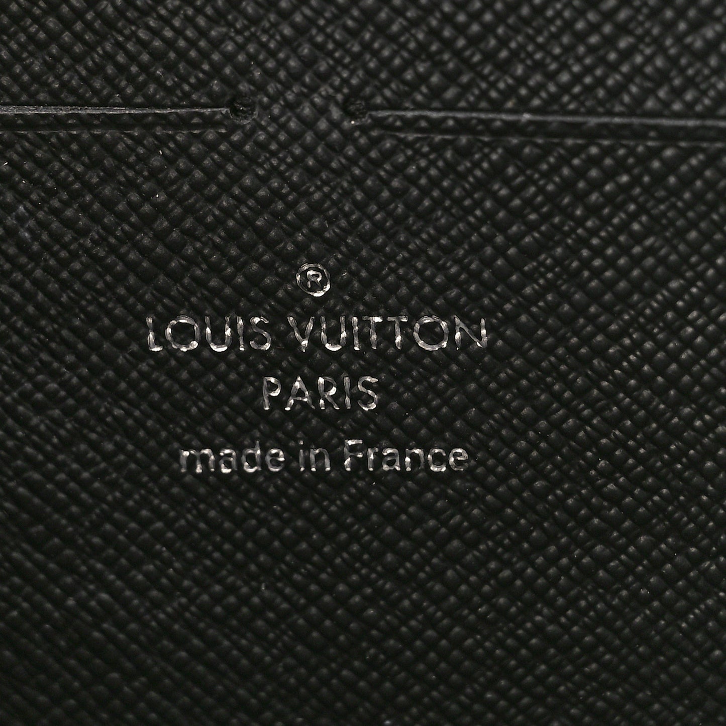 Epi Twist Chain Wallet Black