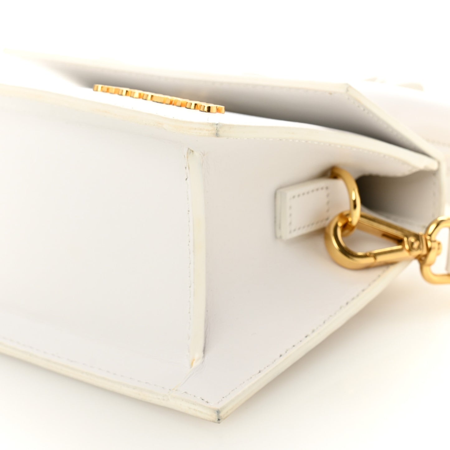 Smooth Calfskin Le Chiquito Moyen White