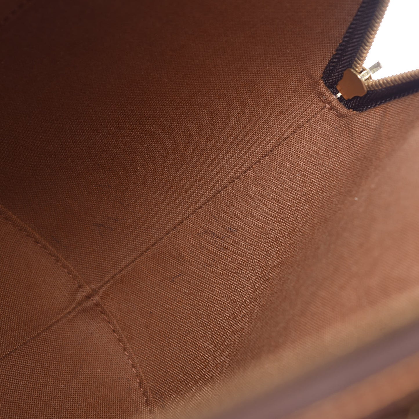 Monogram Ellipse MM
