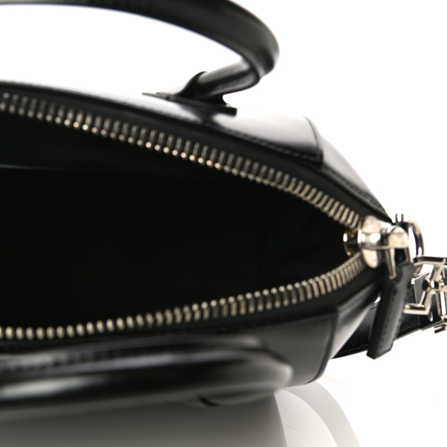 Givenchy Shiny Lord Calfskin Small Antigona Black 5 of 10
