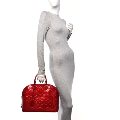 Louis Vuitton Vernis Alma GM Pomme D'Amour 2 of 10