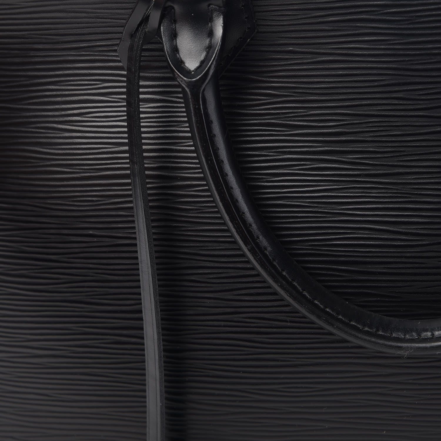 Louis Vuitton Epi Alma GM Black 7 of 13