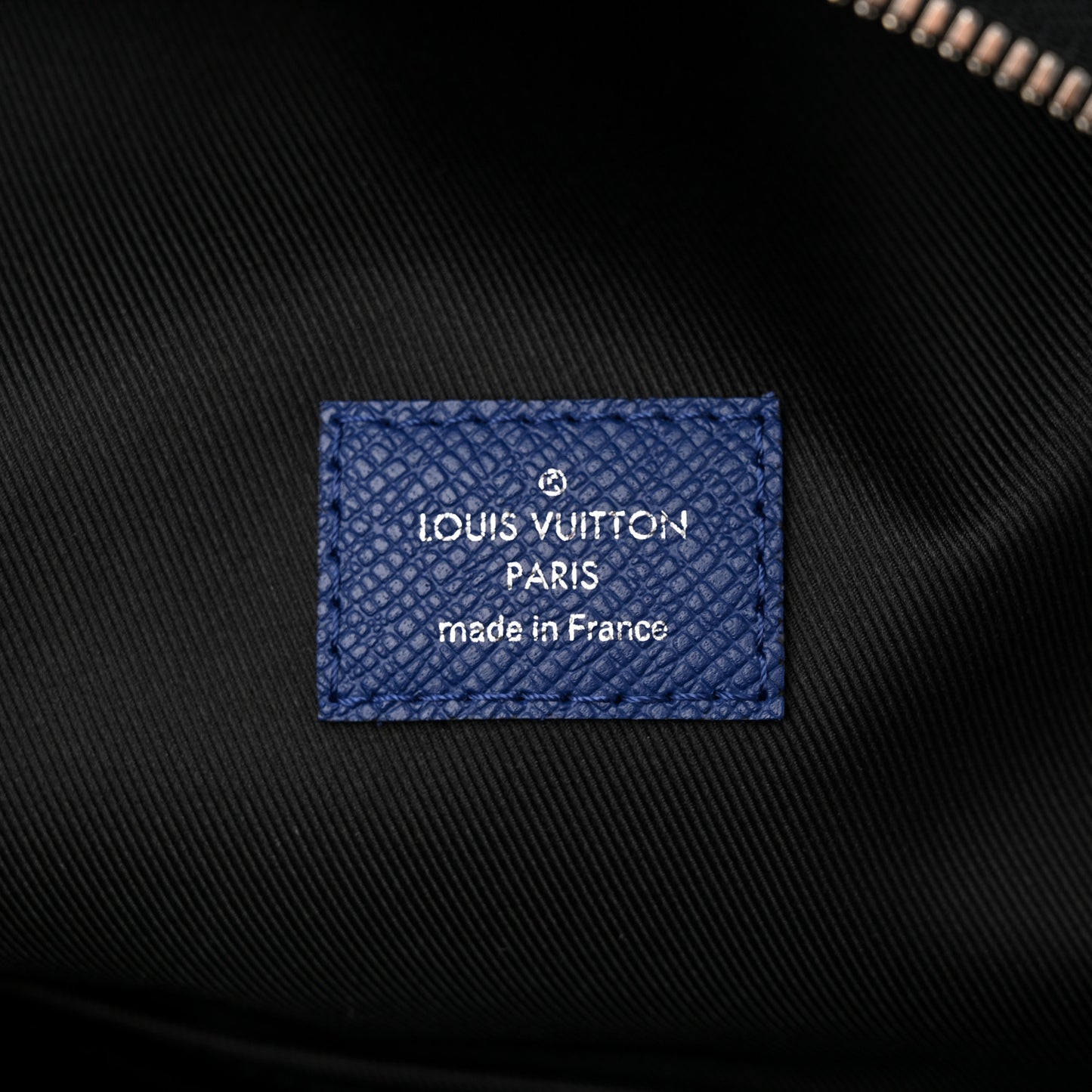 Taiga Monogram Discovery Backpack PM Cobalt