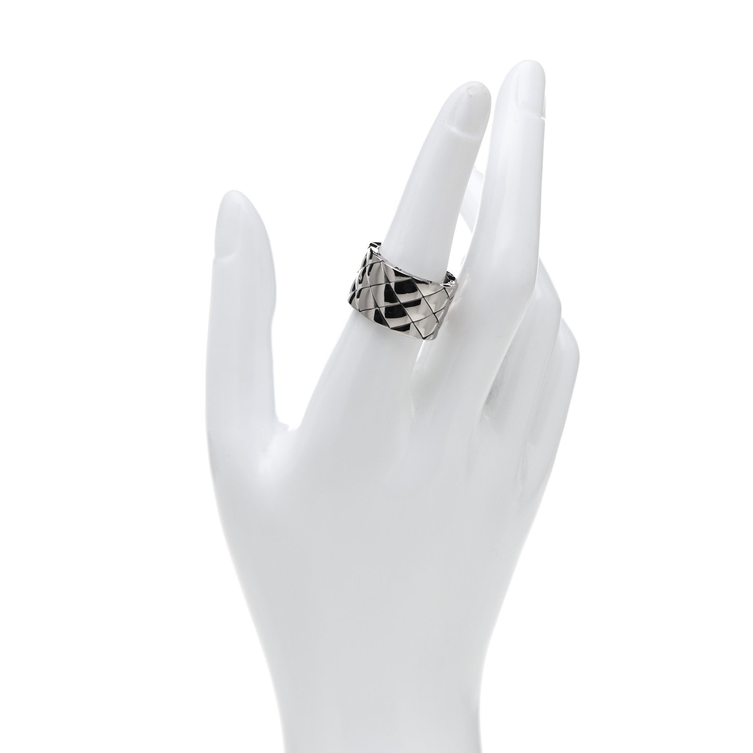 Chanel 18K White Gold Large Matelasse Ring 53 6.25 2 of 6