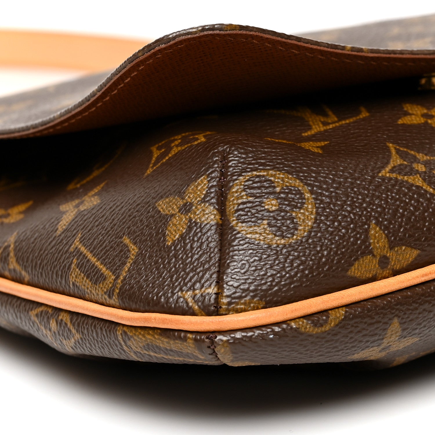 Louis Vuitton Monogram Musette Salsa 8 of 9
