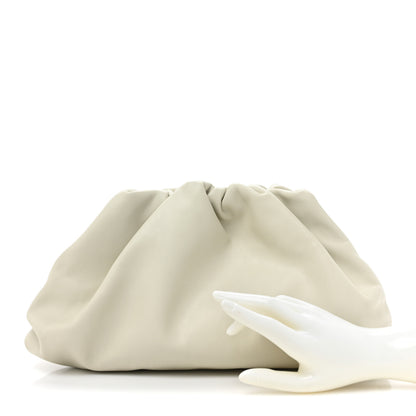 Bottega Veneta Smooth Butter Calf The Pouch Oversized Clutch Plaster 2 of 8