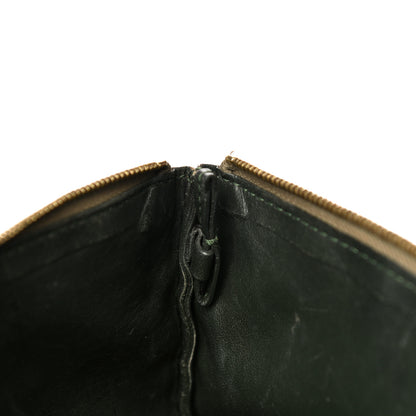 Celine Smooth Lambskin Bi-Color Solo Clutch Pouch Army Green 23 of 32