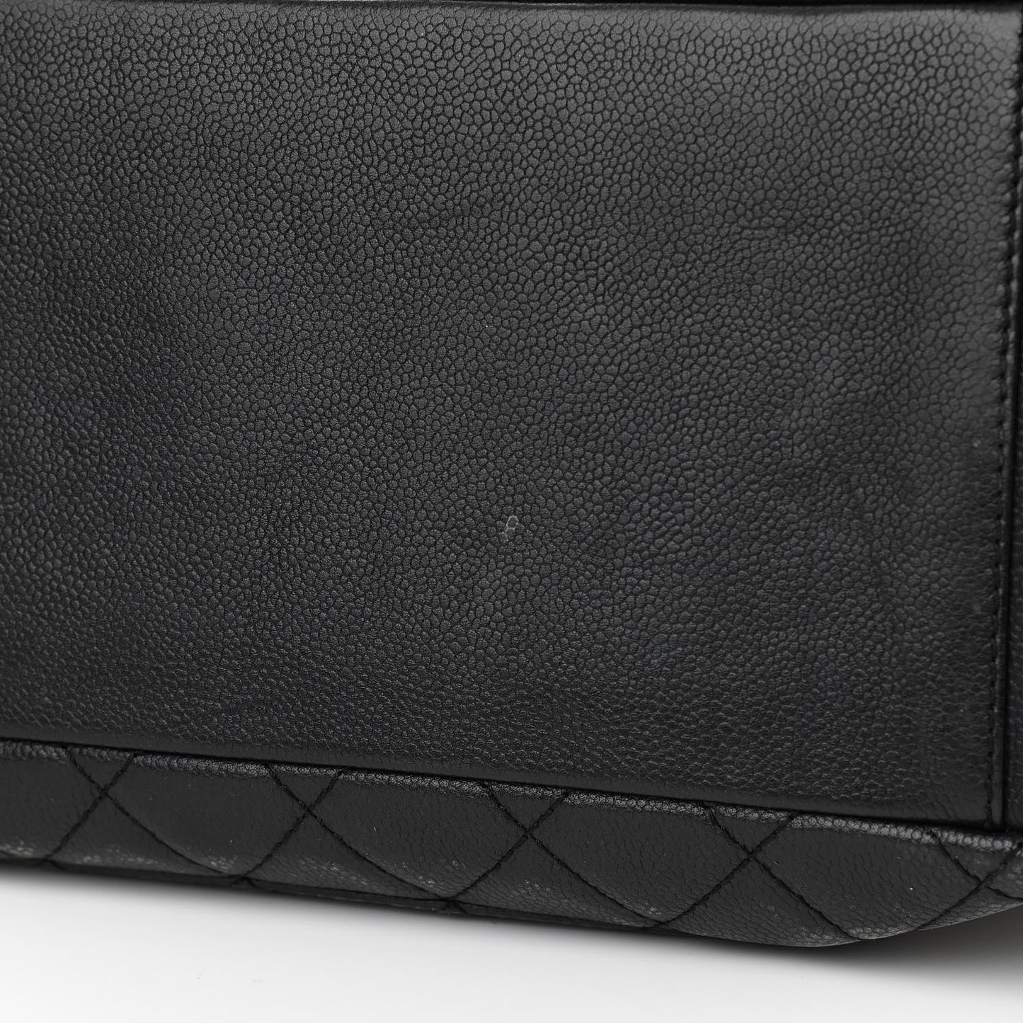 Caviar Quilted Grand Shopping Tote GST Black