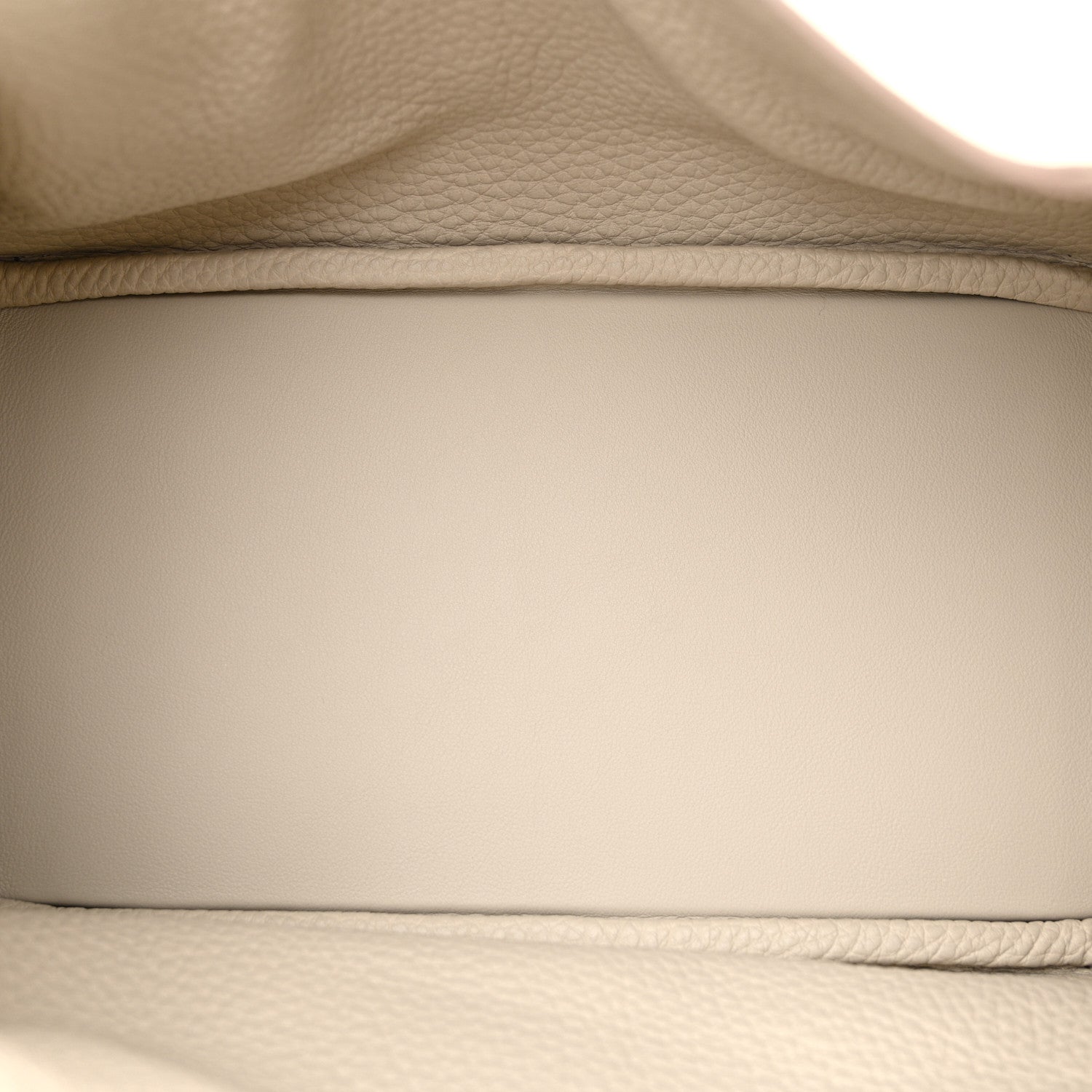 Hermes Taurillon Clemence Lindy 26 Beton 5 of 13