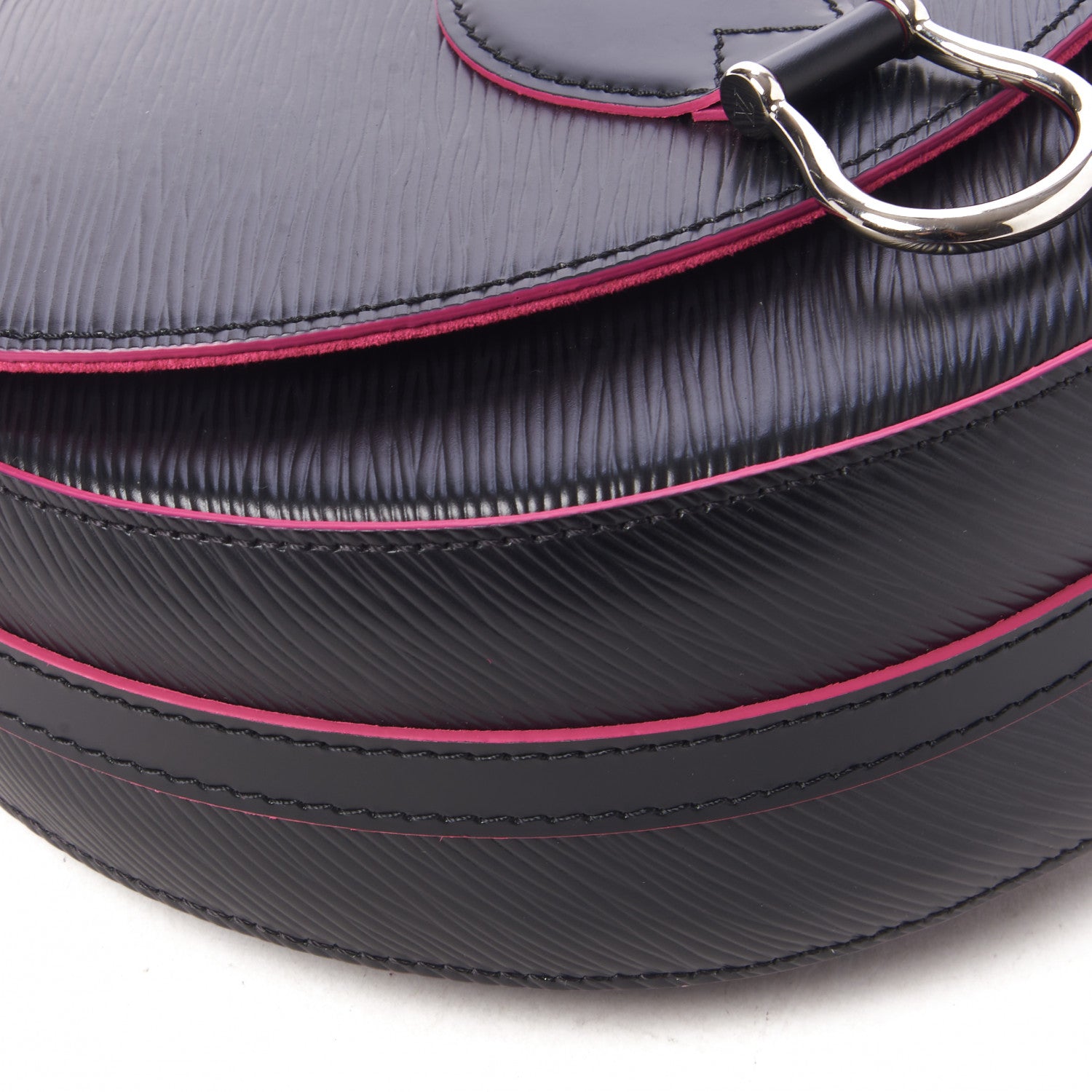 Louis Vuitton Epi Saint Cloud NM Black 5 of 7