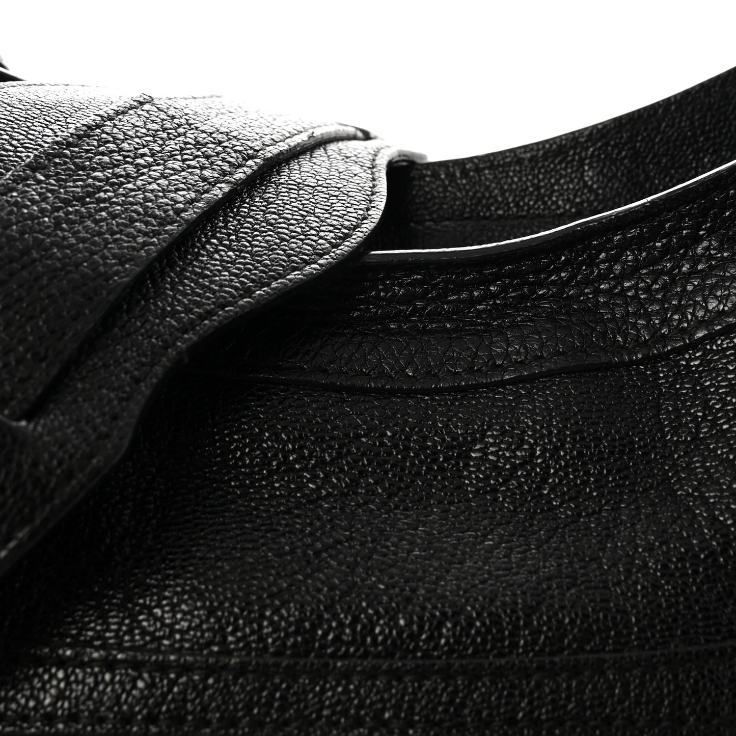 Chevre Silver Metallic Edge Hardware City Black