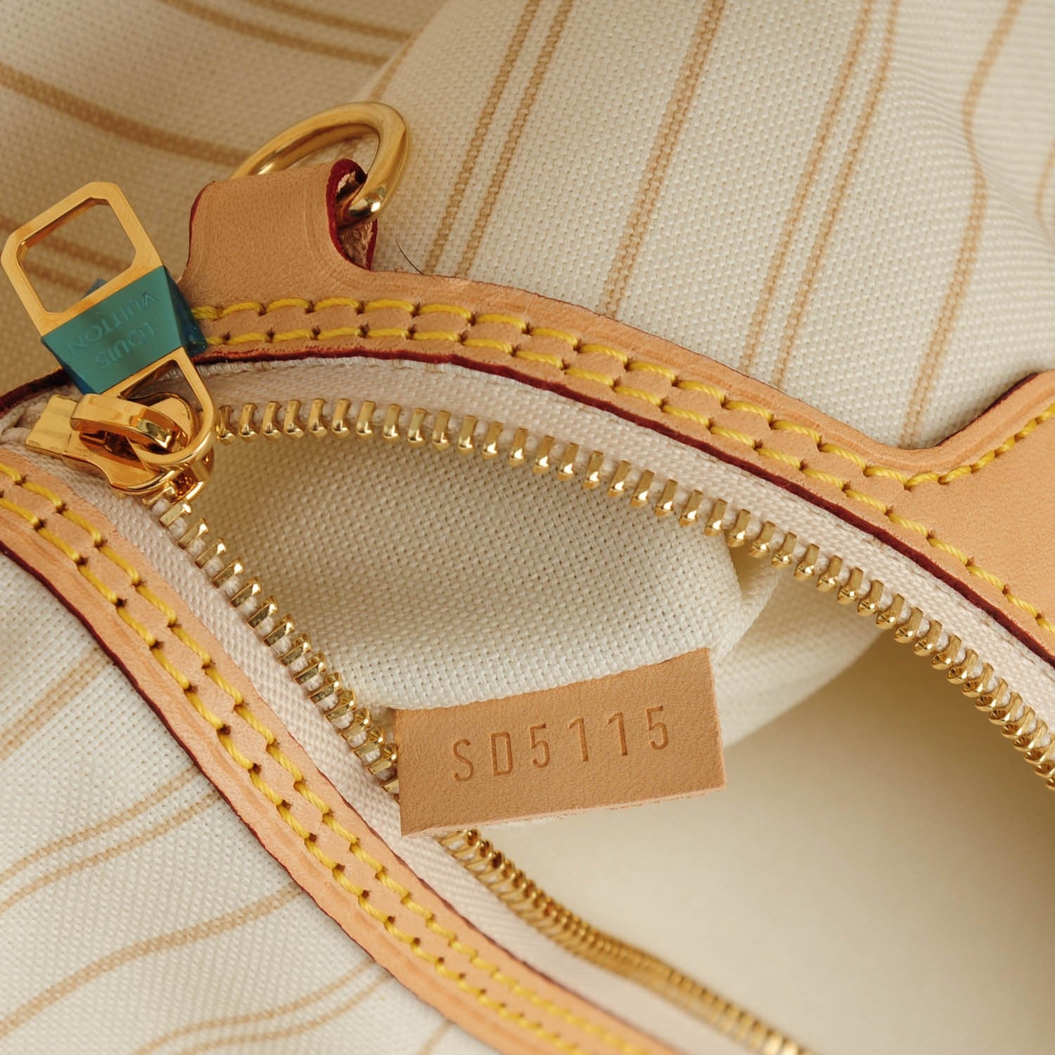 Louis Vuitton Damier Azur Delightful MM 7 of 8