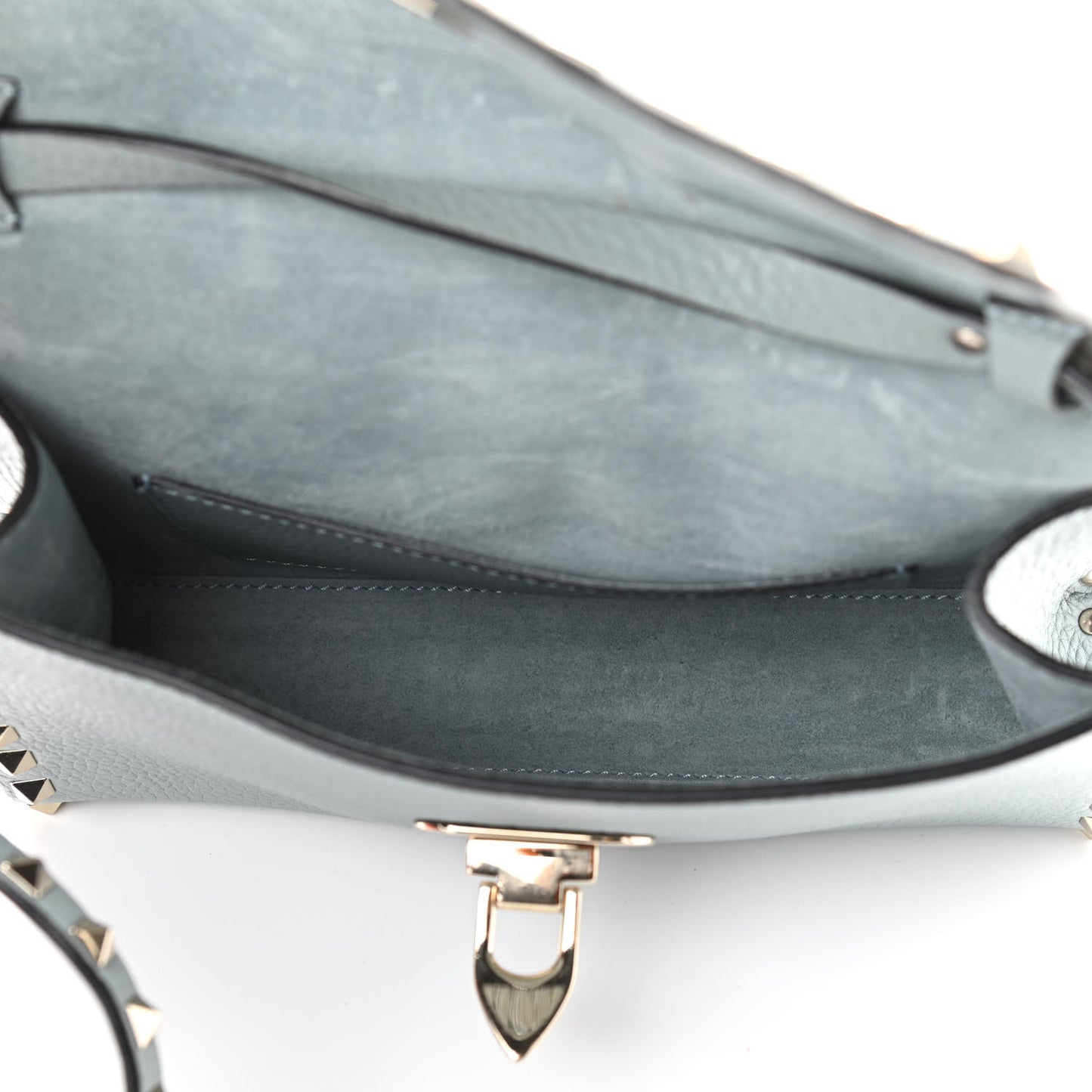 Pebbled Calfskin Medium Rockstud Flip Lock Crossbody Bag Nube