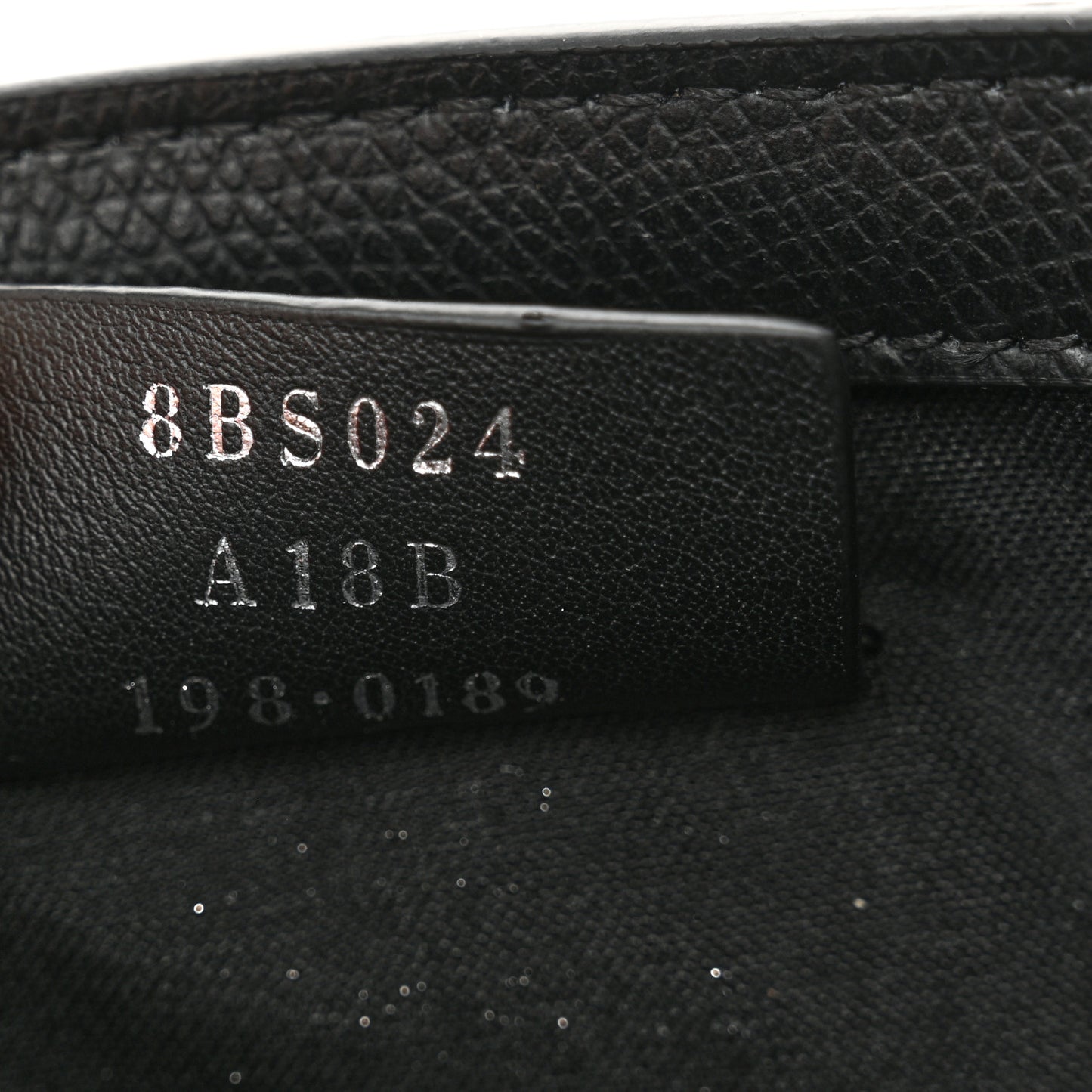 Vitello Cruise F is Fendi Wallet On Chain Black