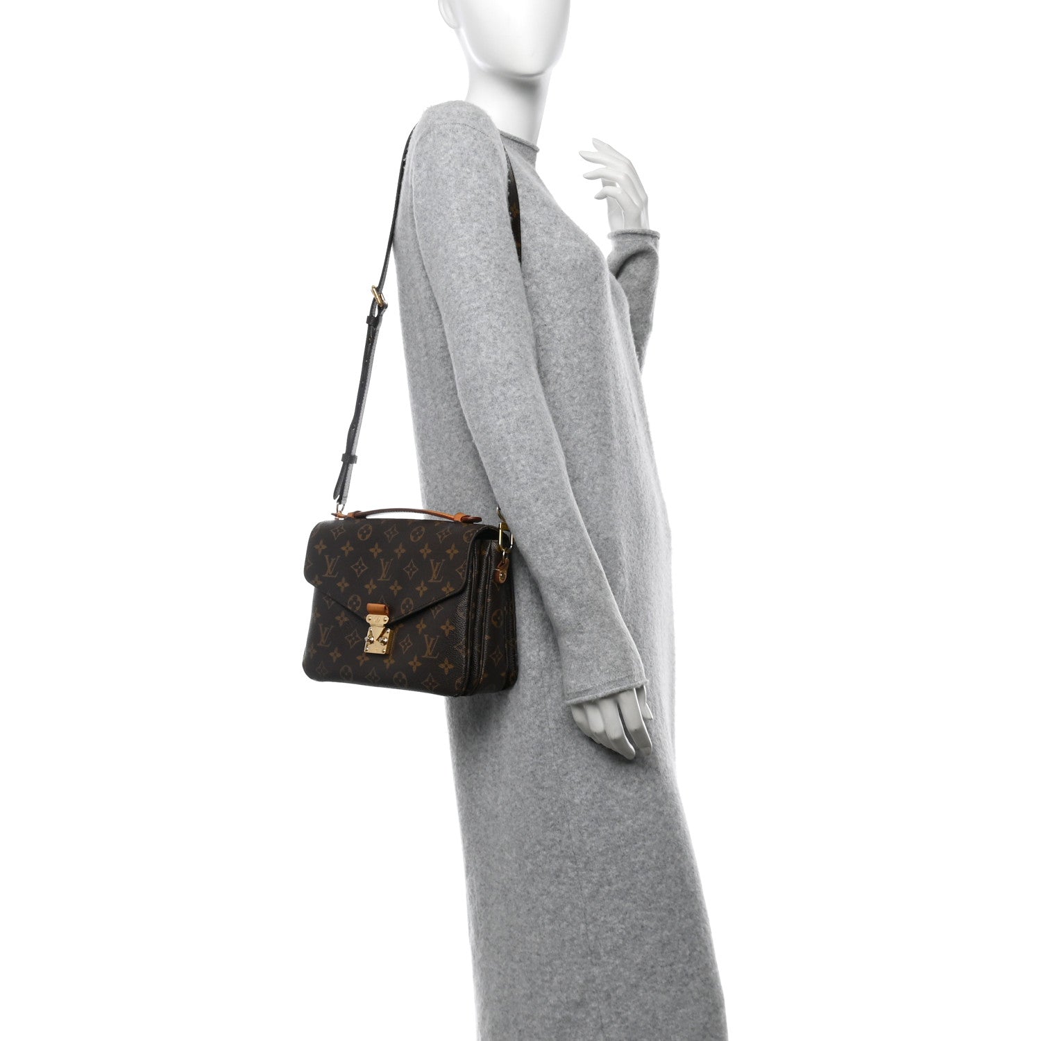 Louis Vuitton Monogram Pochette Metis 2 of 16