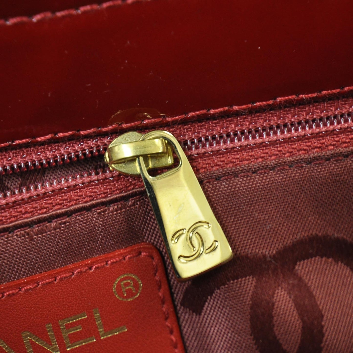 Patent Chocolate Bar Quilted Tote Red